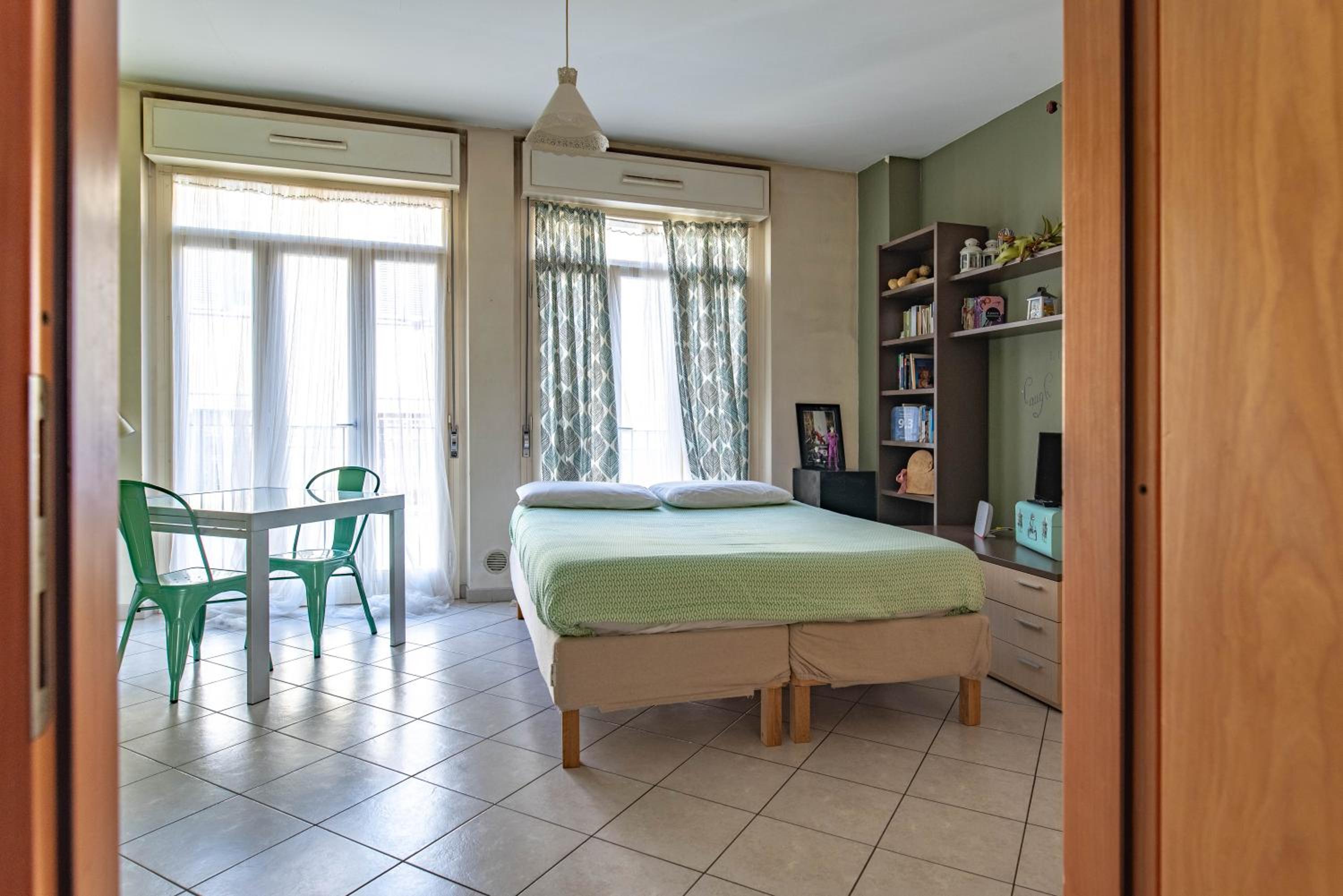 hotel room