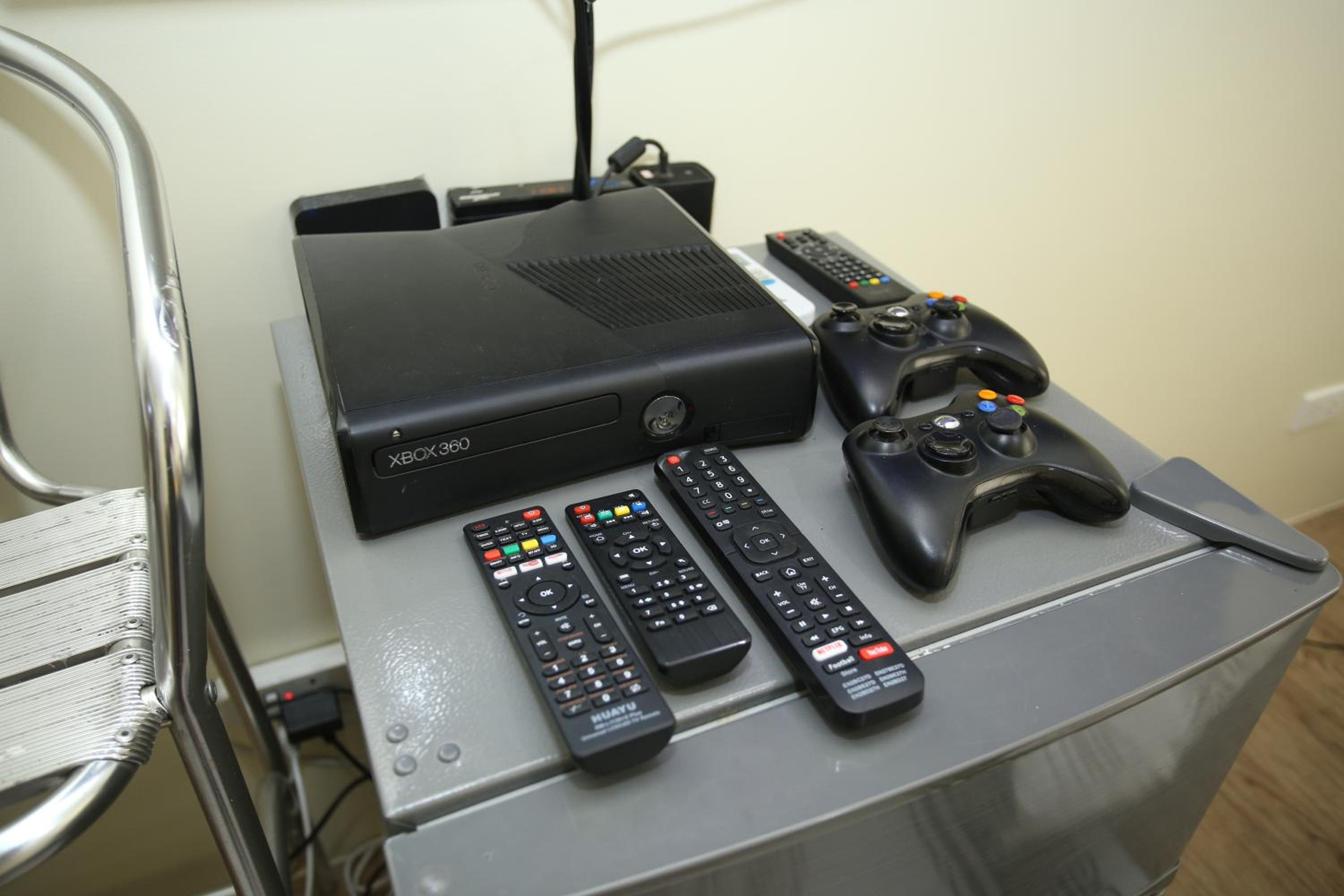 Photo 8