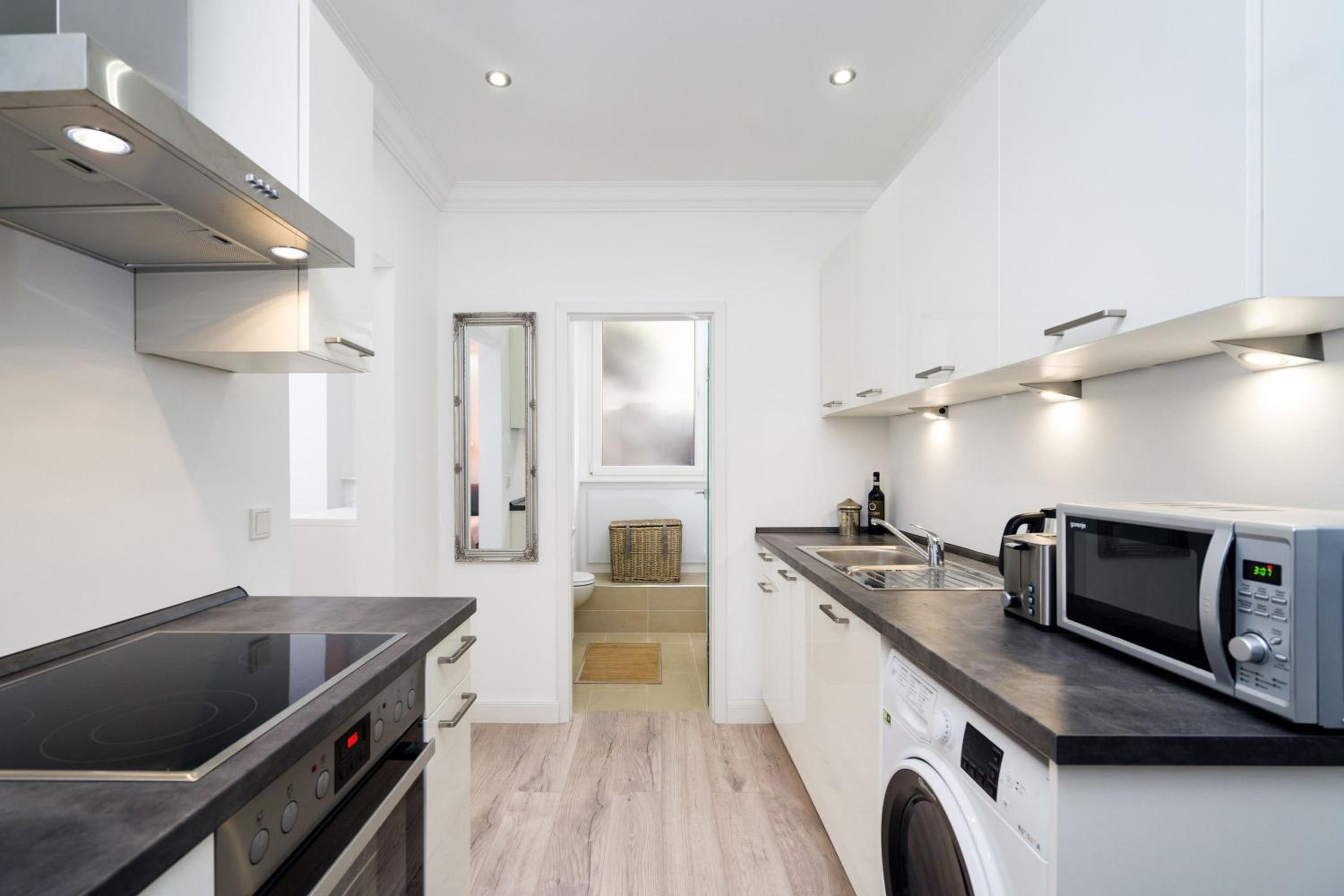 Lachmann Budget Studio Kreuzberg - 1 BR, central location in XBerg, modern decor photo 5