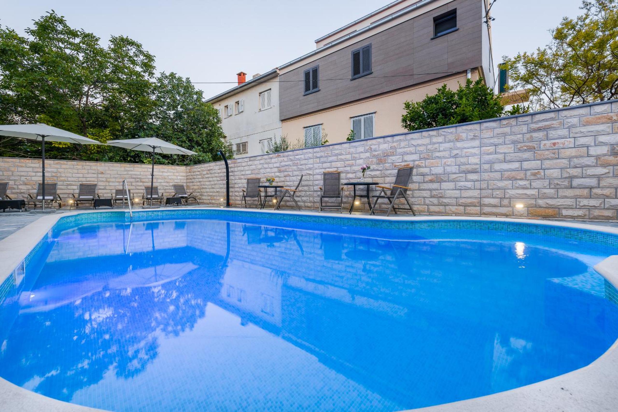Apartments Žuvela