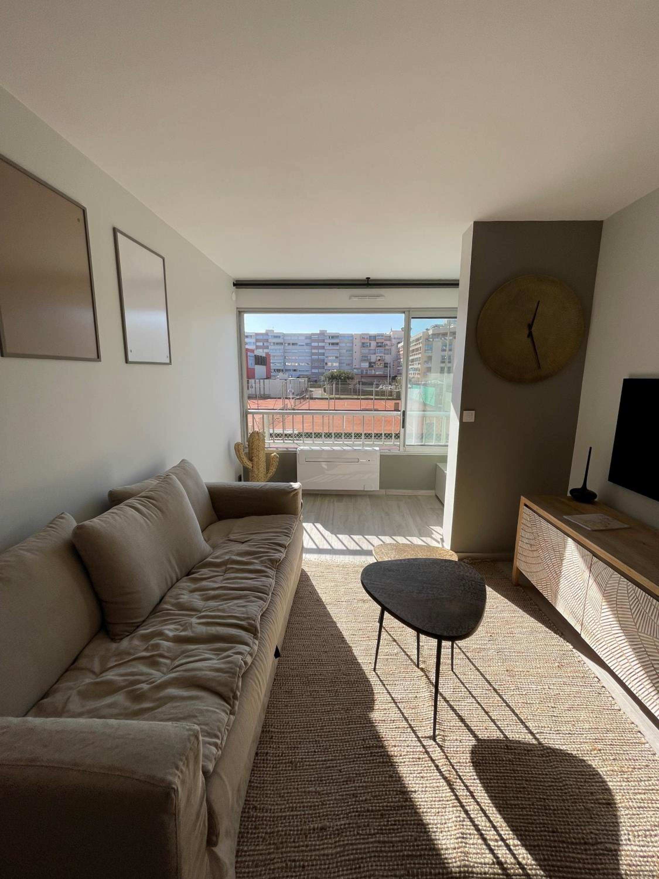 Hotel Le P'tit Carnon - Image 1