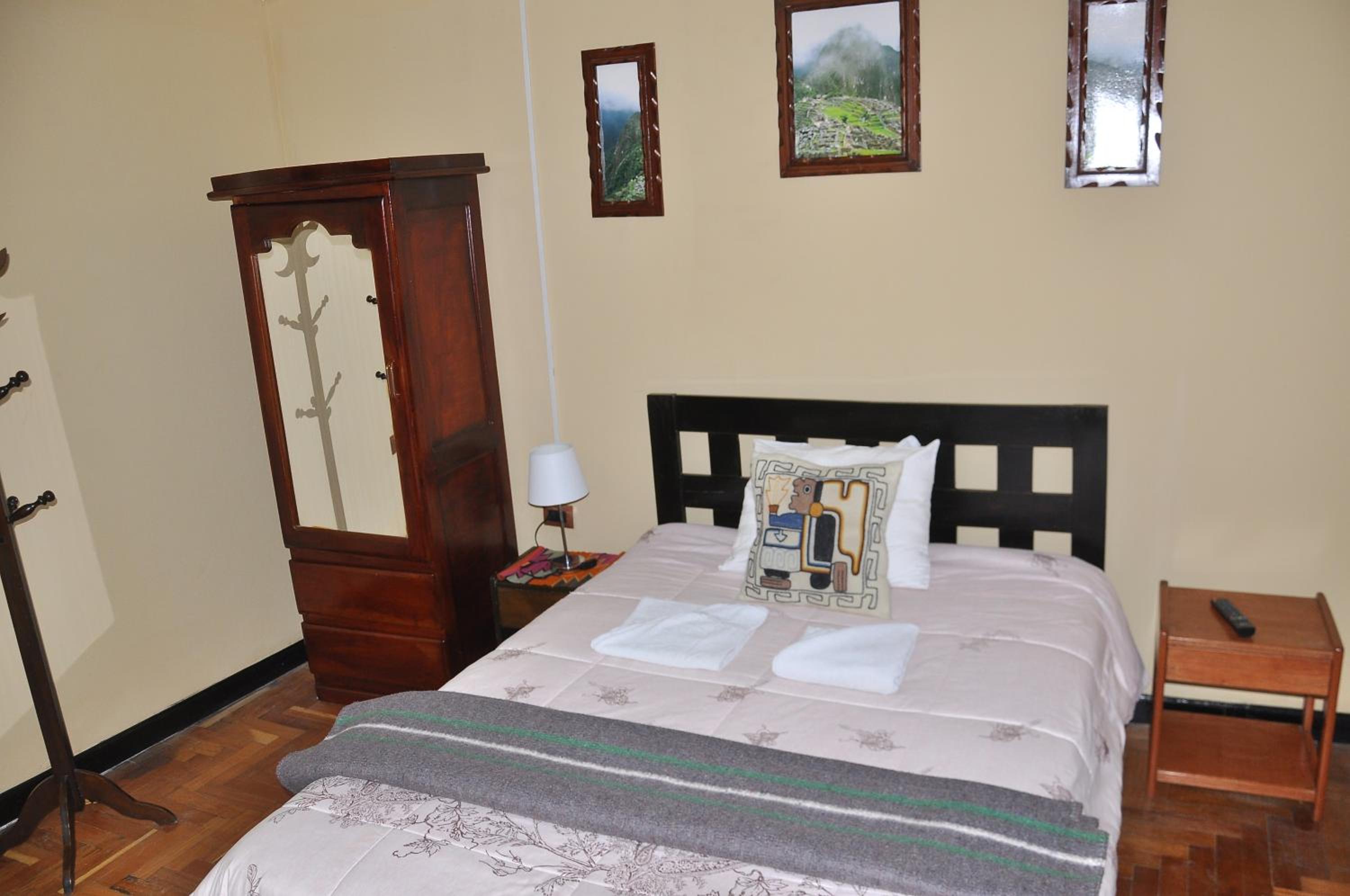 Hostal Goya Andina