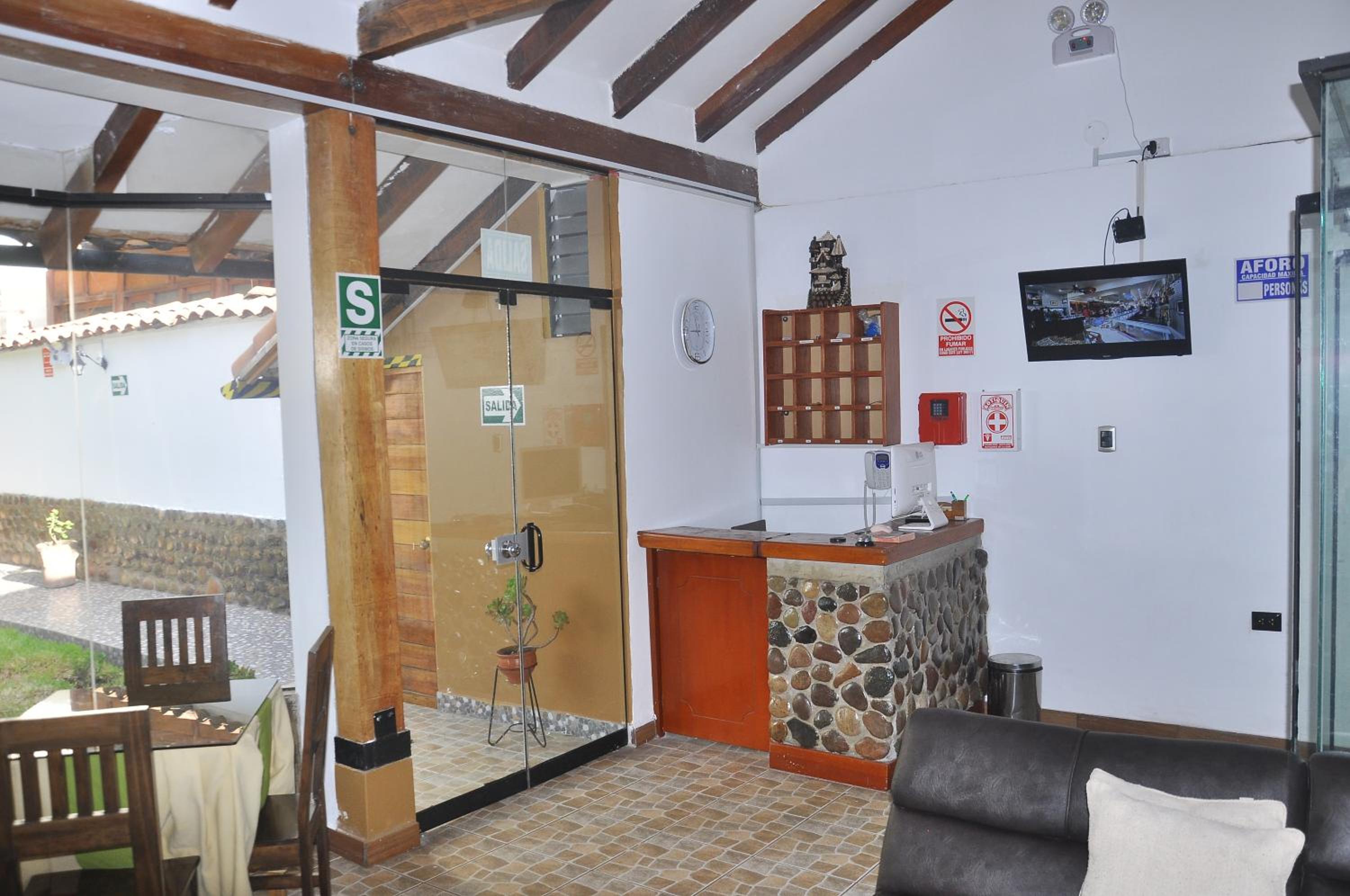 Hostal Goya Andina