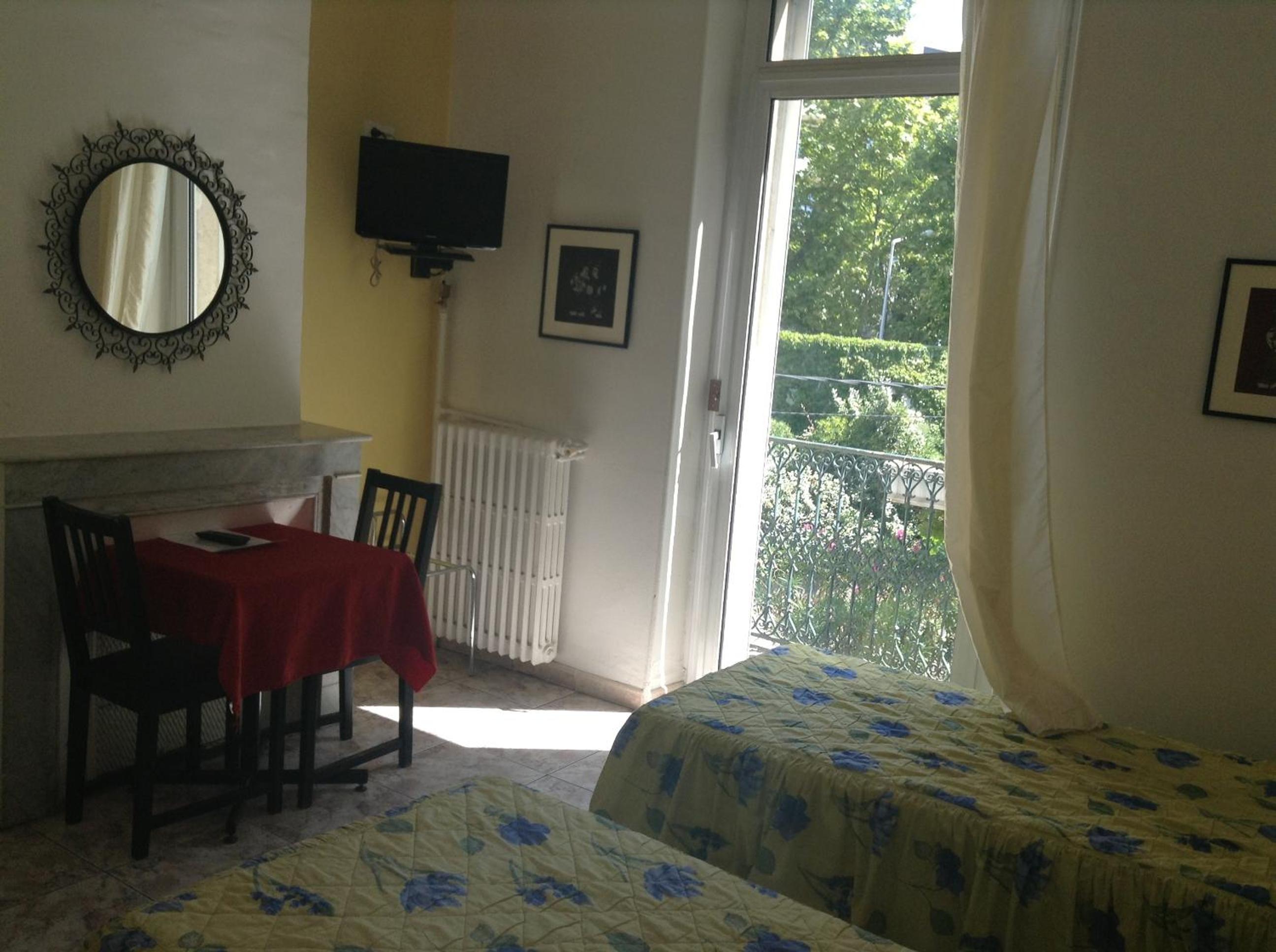 Montpellier Vacations - Hotel Acapulco - Property Image 6
