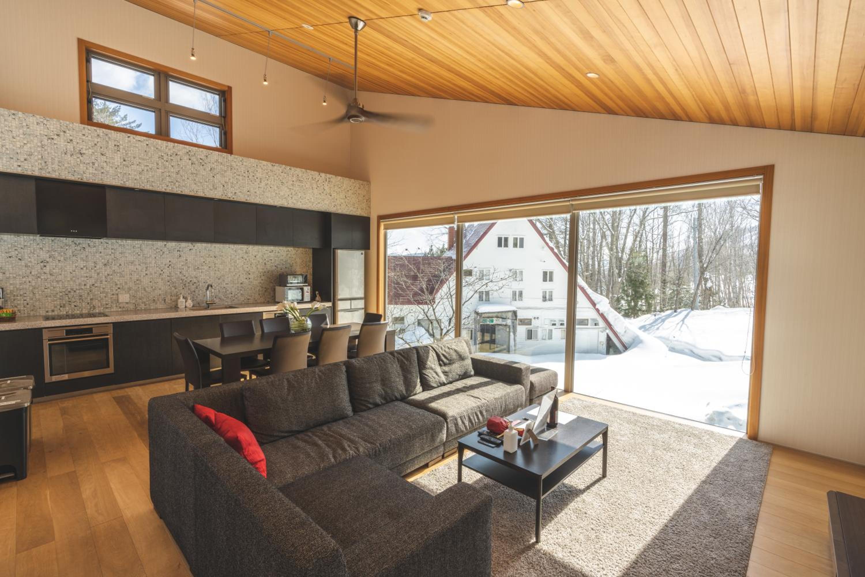 Solar Chalets by HHG