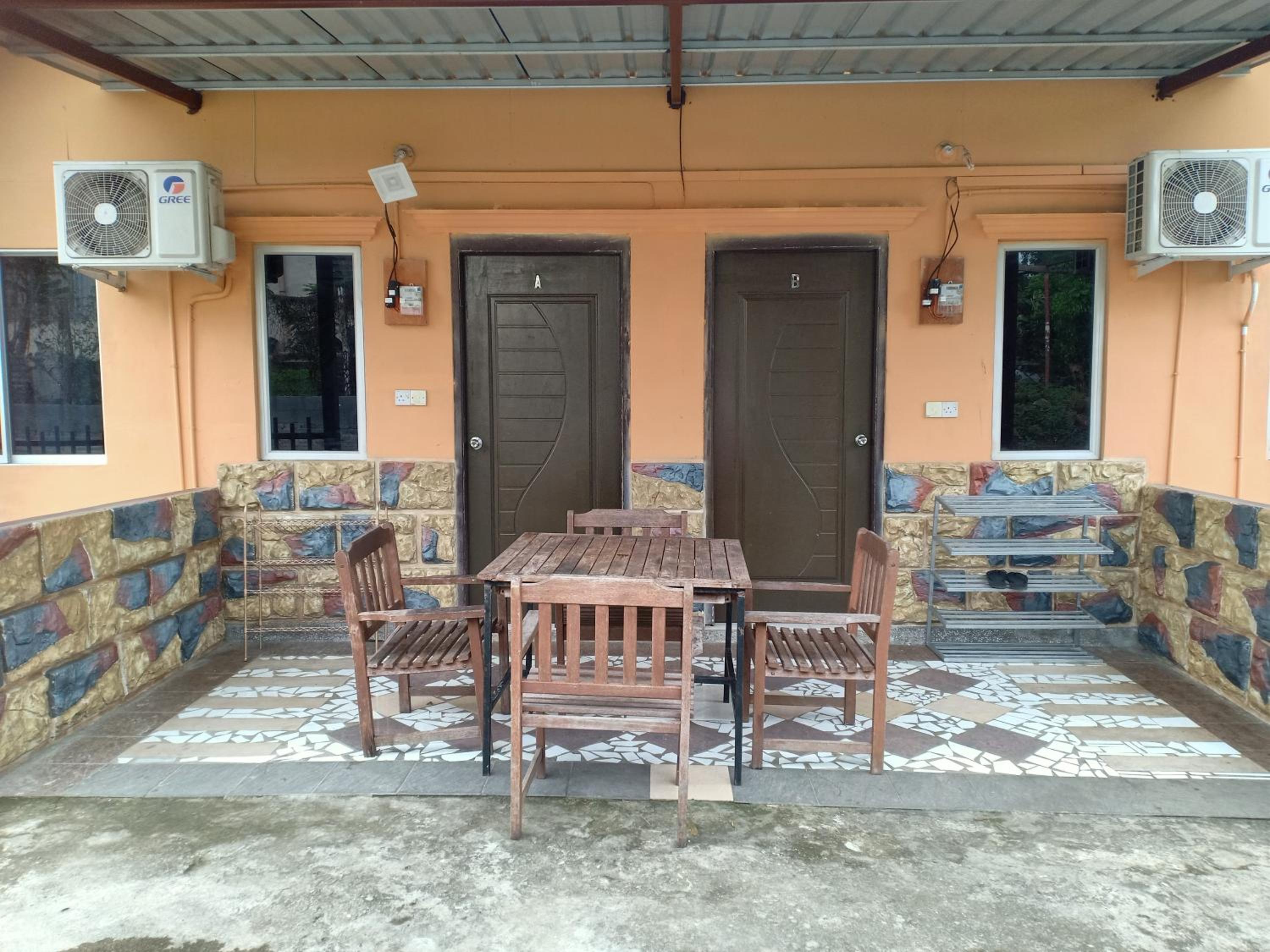 Homestay pekan ranau photo 1
