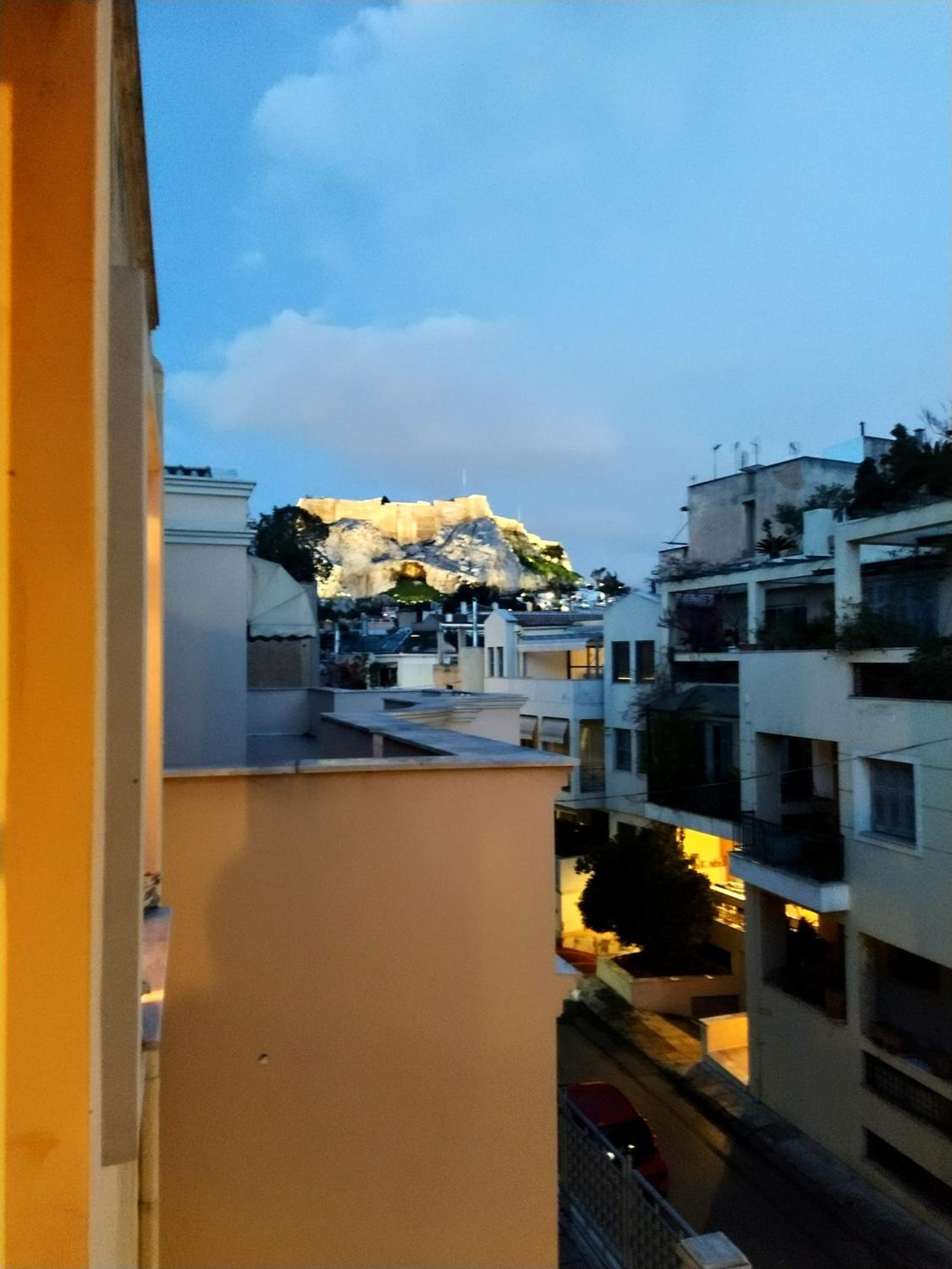 Elia Apartments