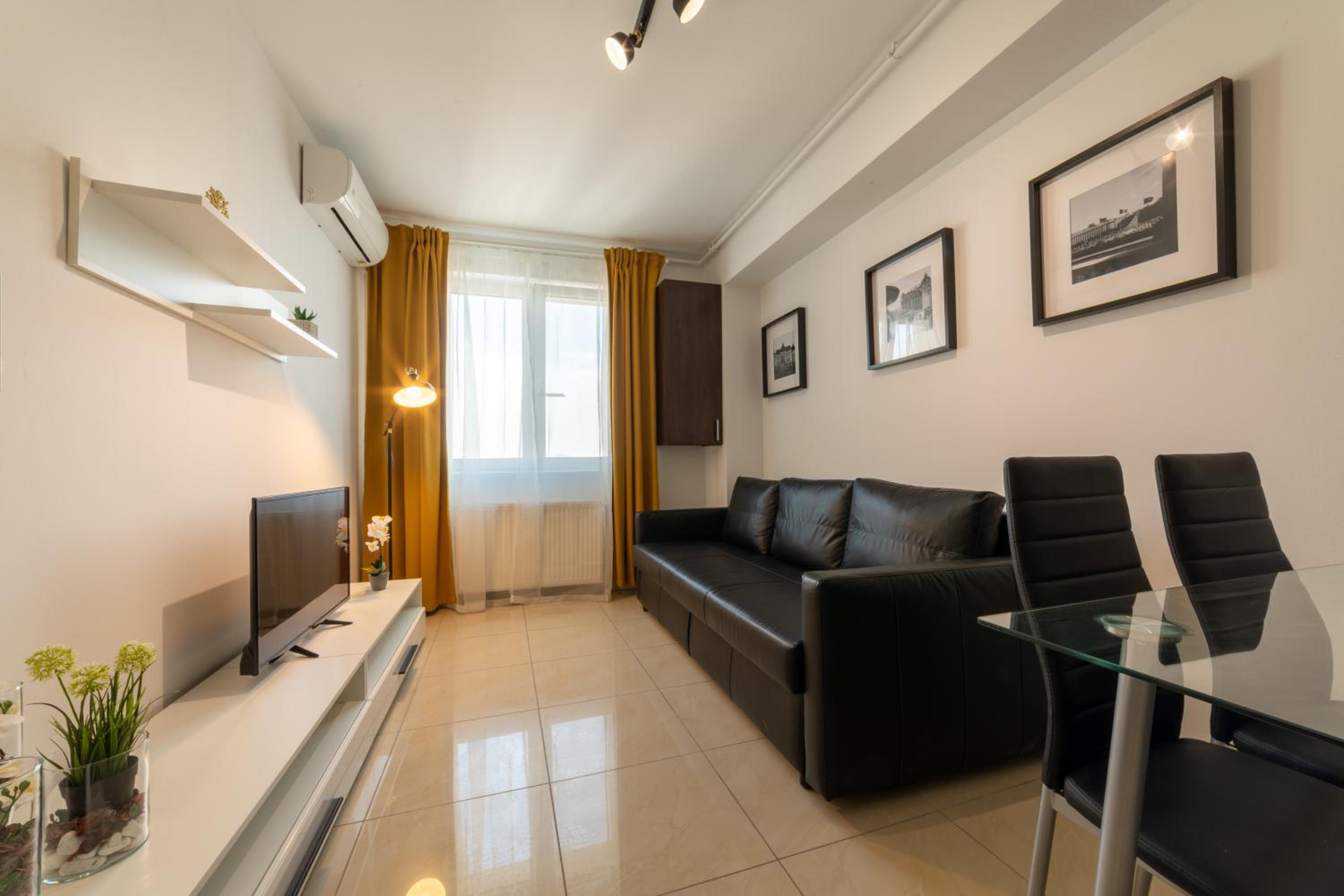 NOBEL: Premium two-room apartment in Bucharest's city center! view 3