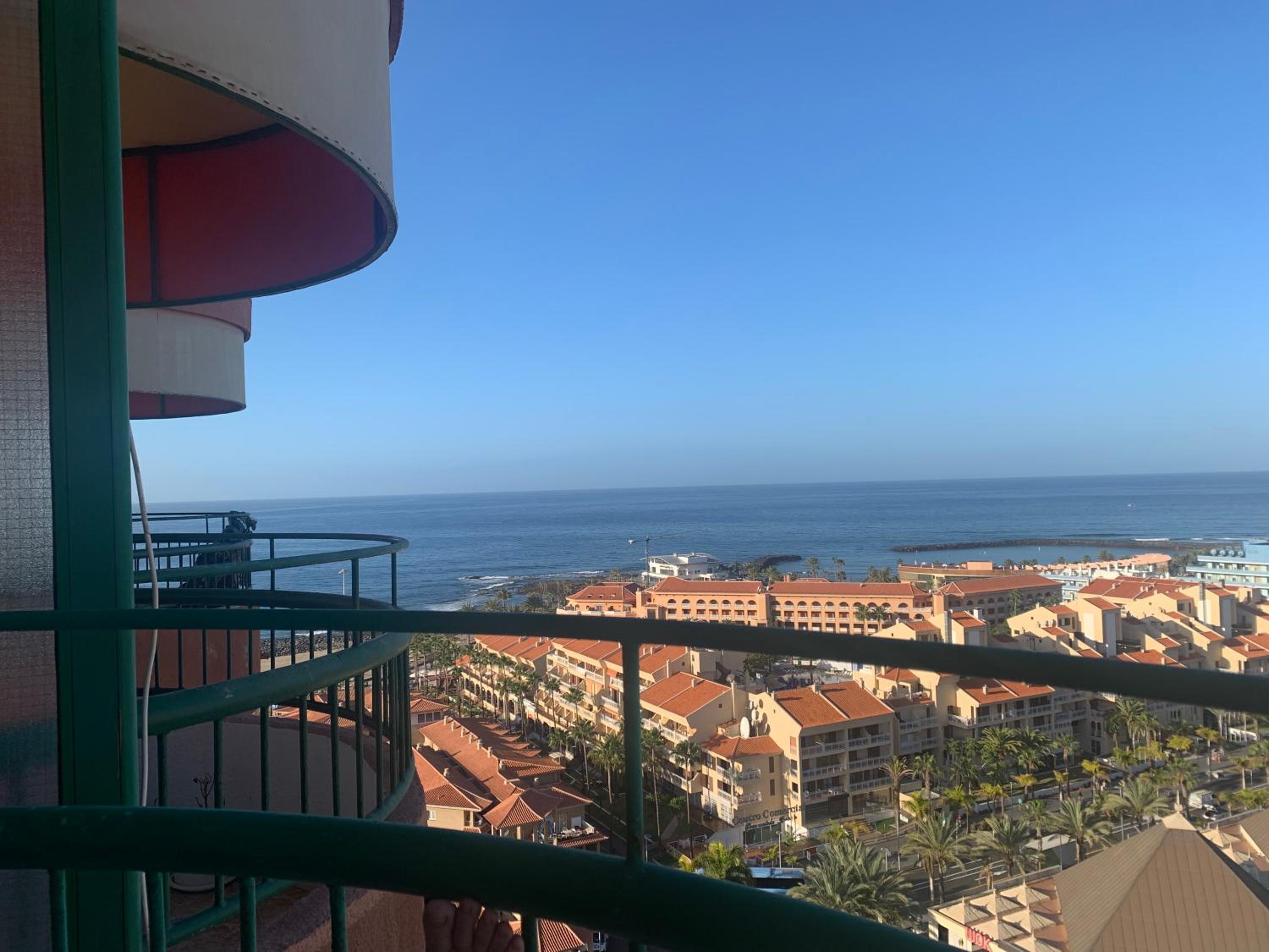 TORRES DEL SOL 15 floor THE HIGHTEST photo 2