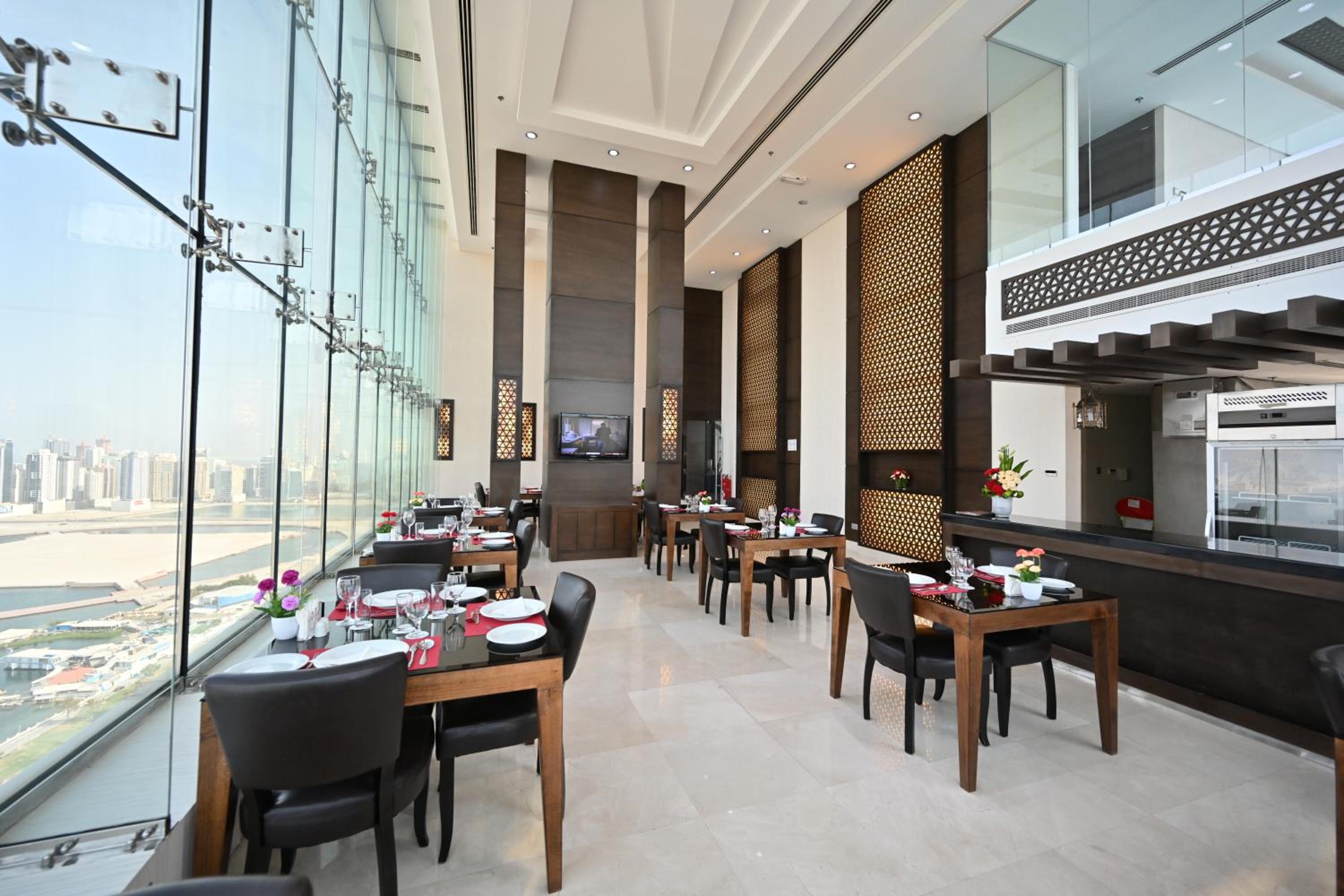 Harbour Suites Hotel