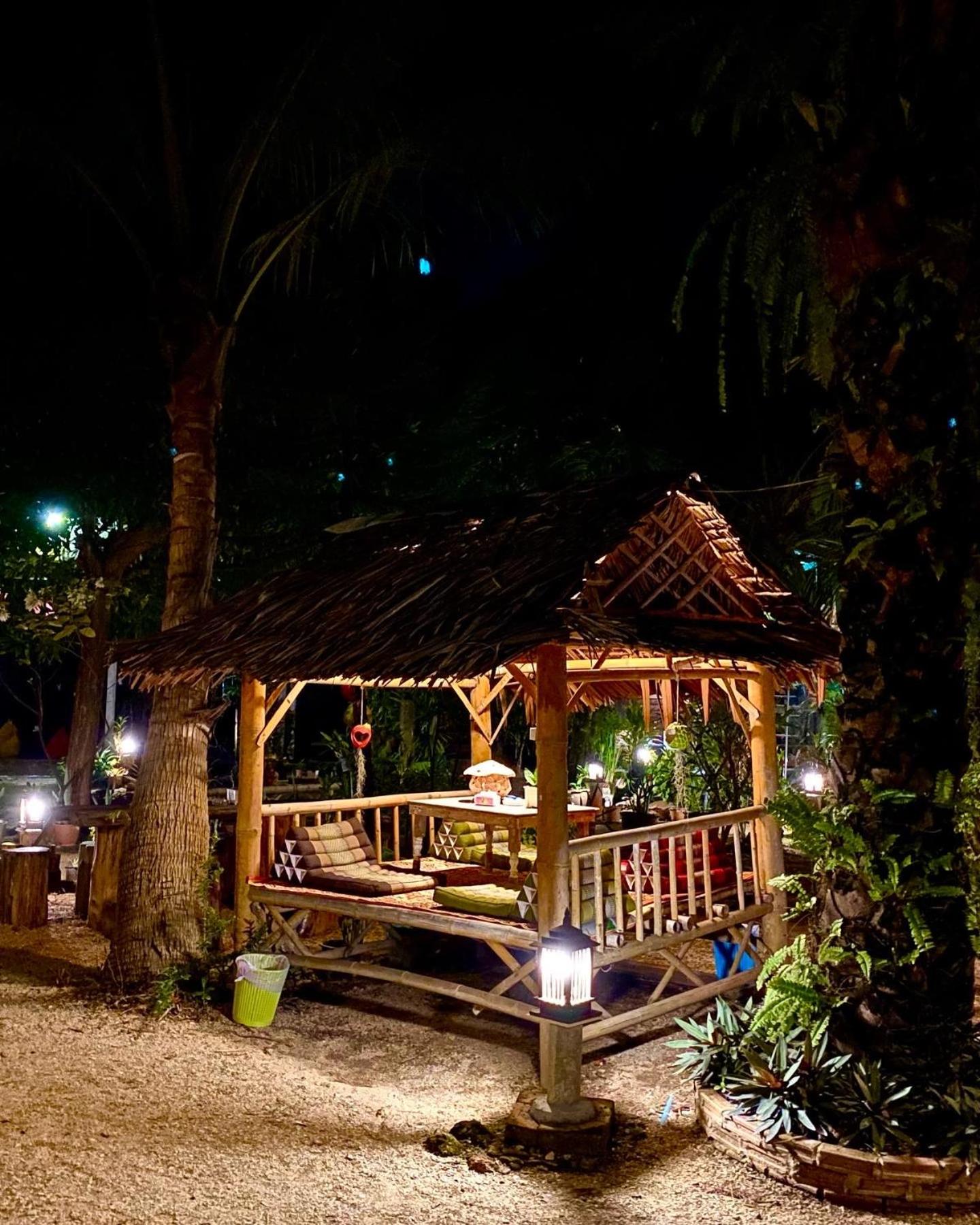 Leaf House Bungalows