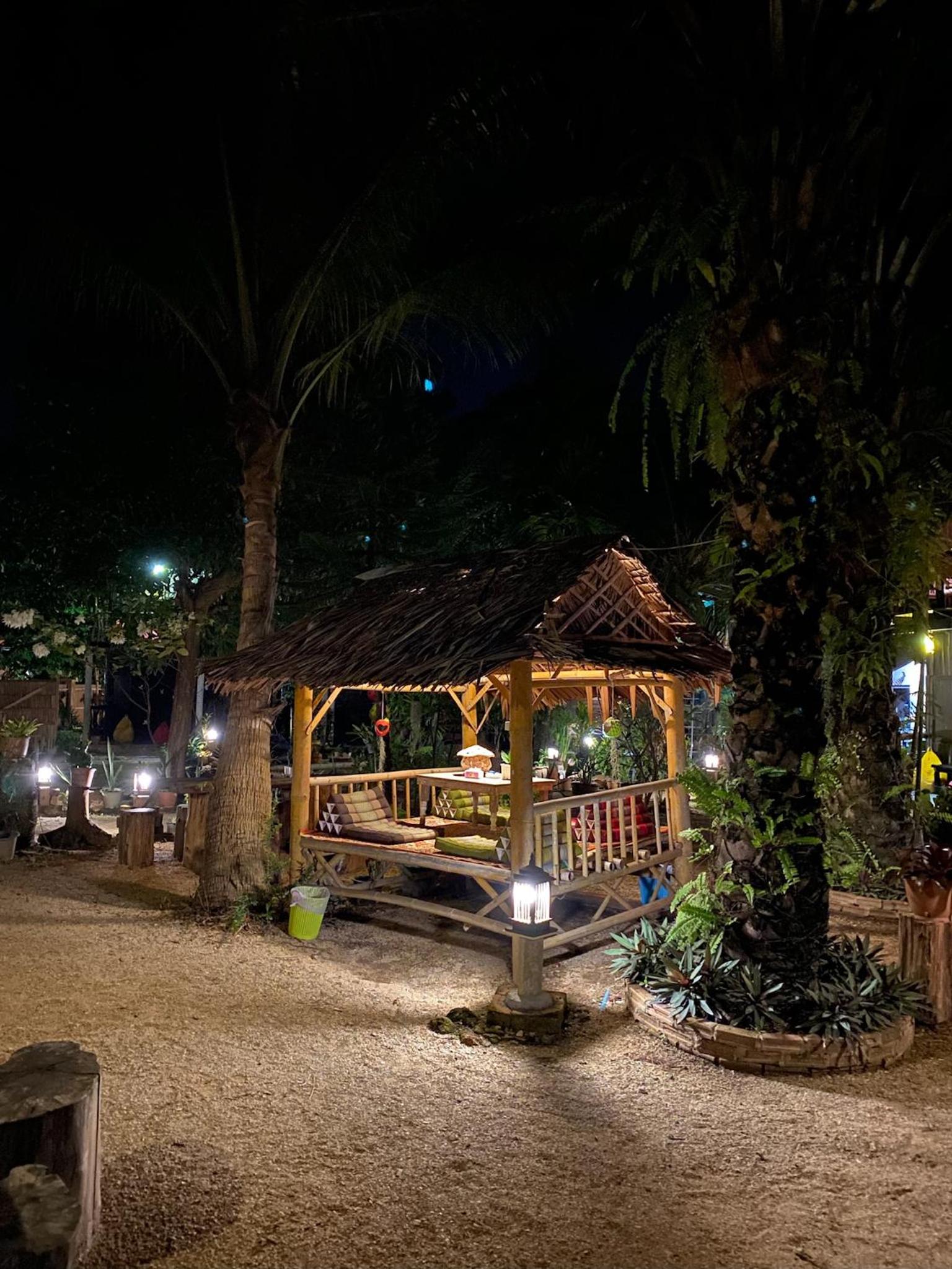Leaf House Bungalows