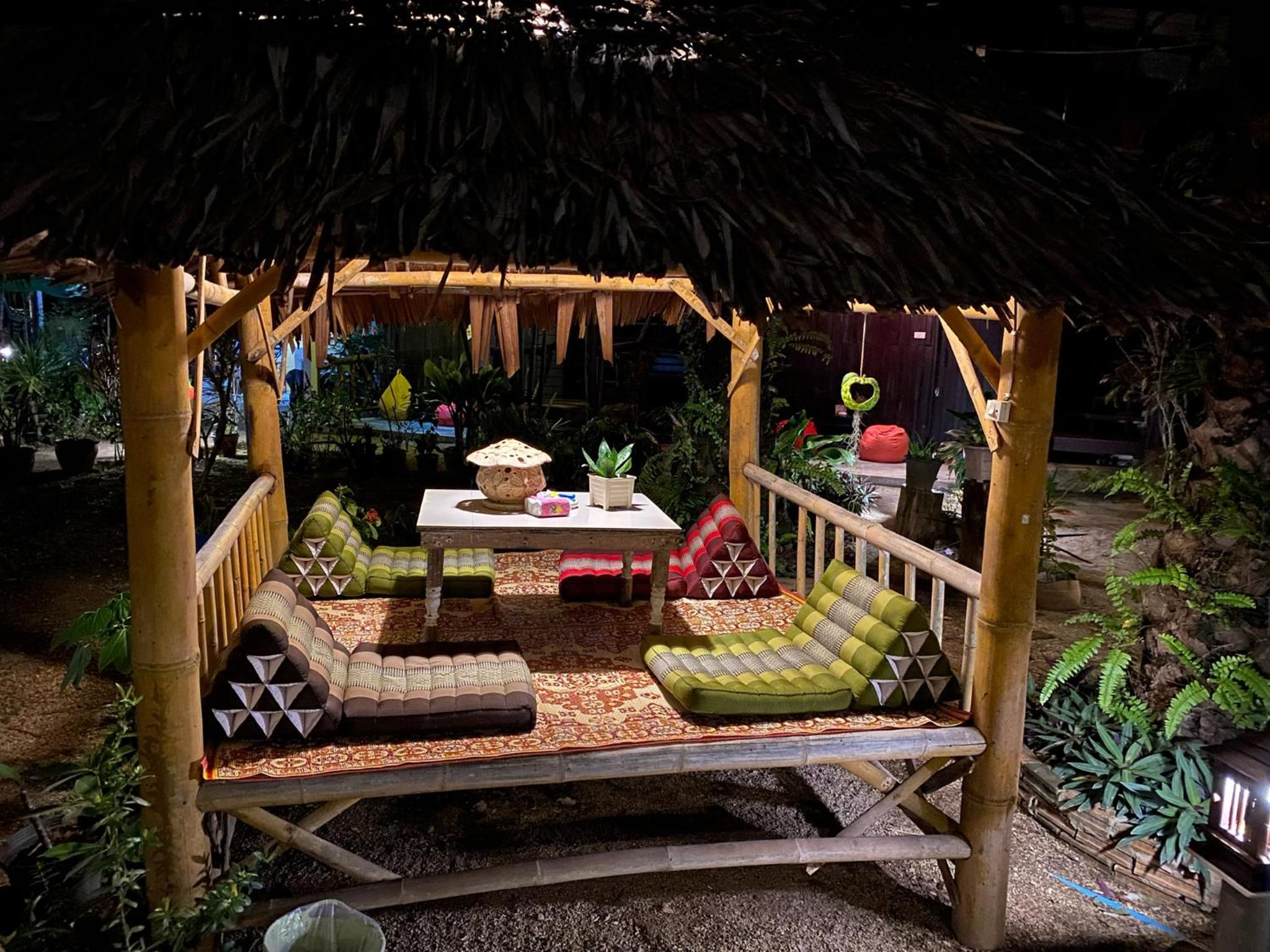 Leaf House Bungalows