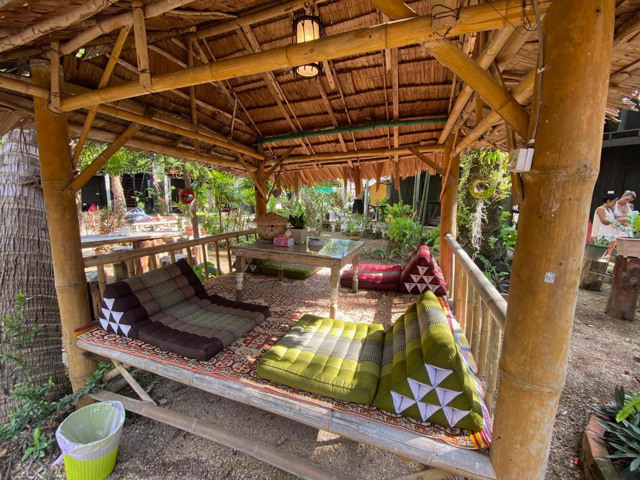 Leaf House Bungalows