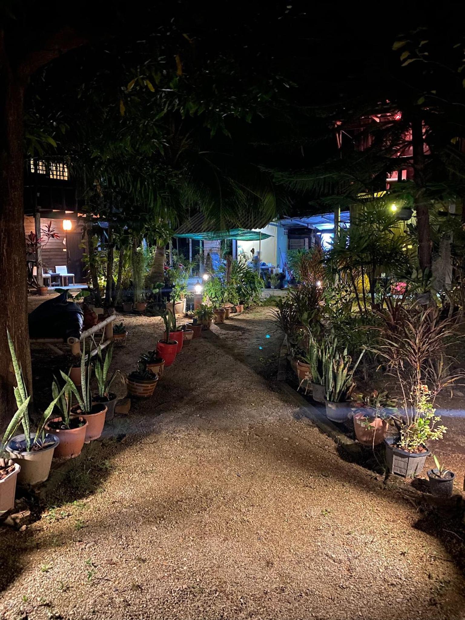 Leaf House Bungalows
