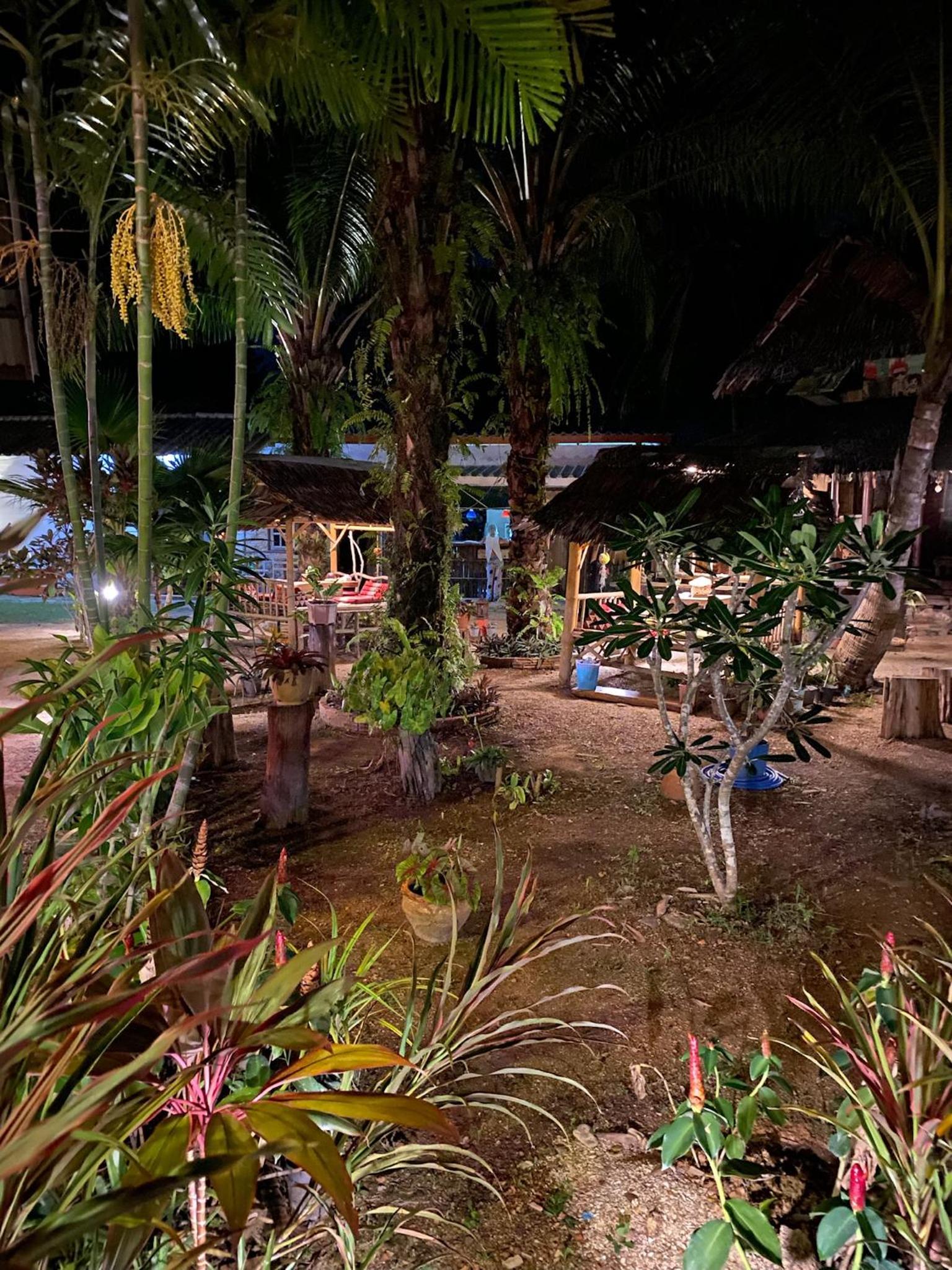 Leaf House Bungalows