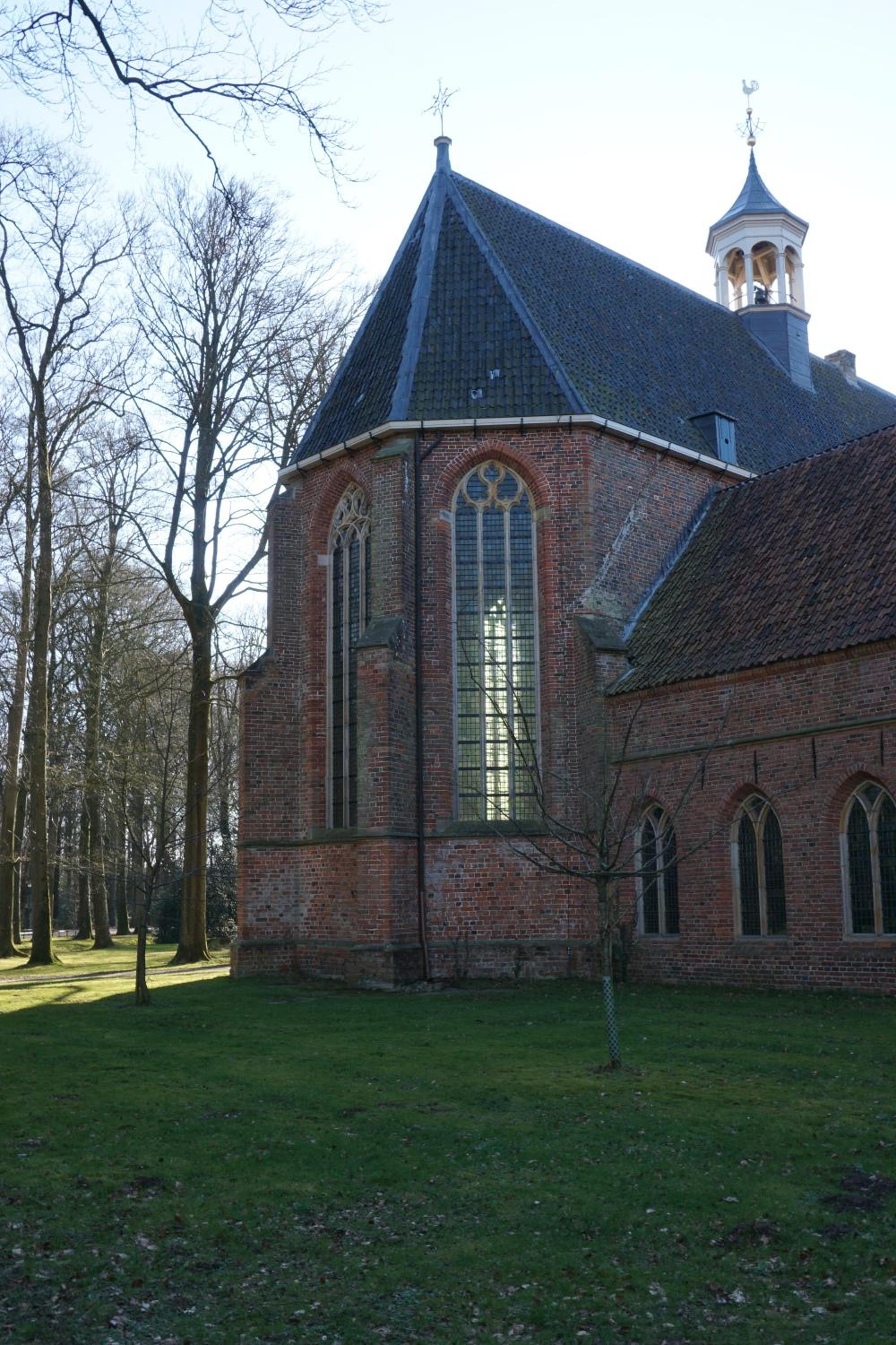 Photo 33
