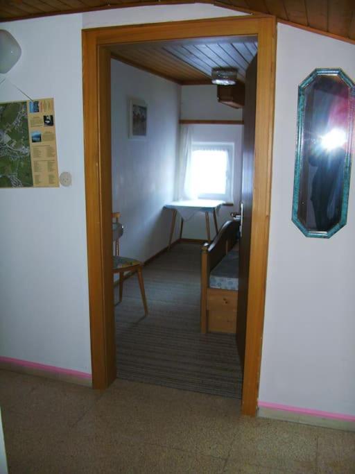 Großes Ferienhaus in ruhiger Lage - WLAN b. 9 Per.