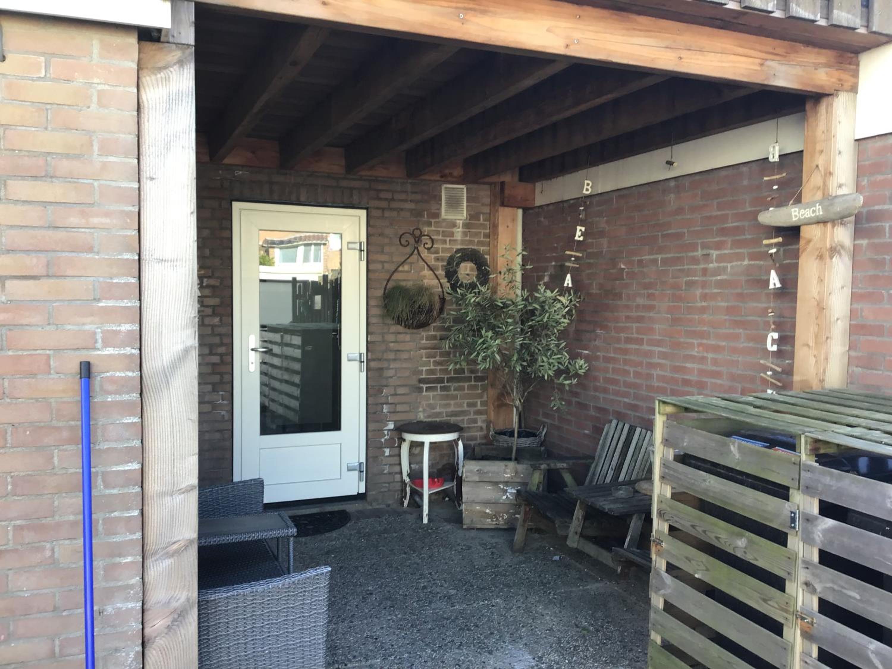 Photo 16