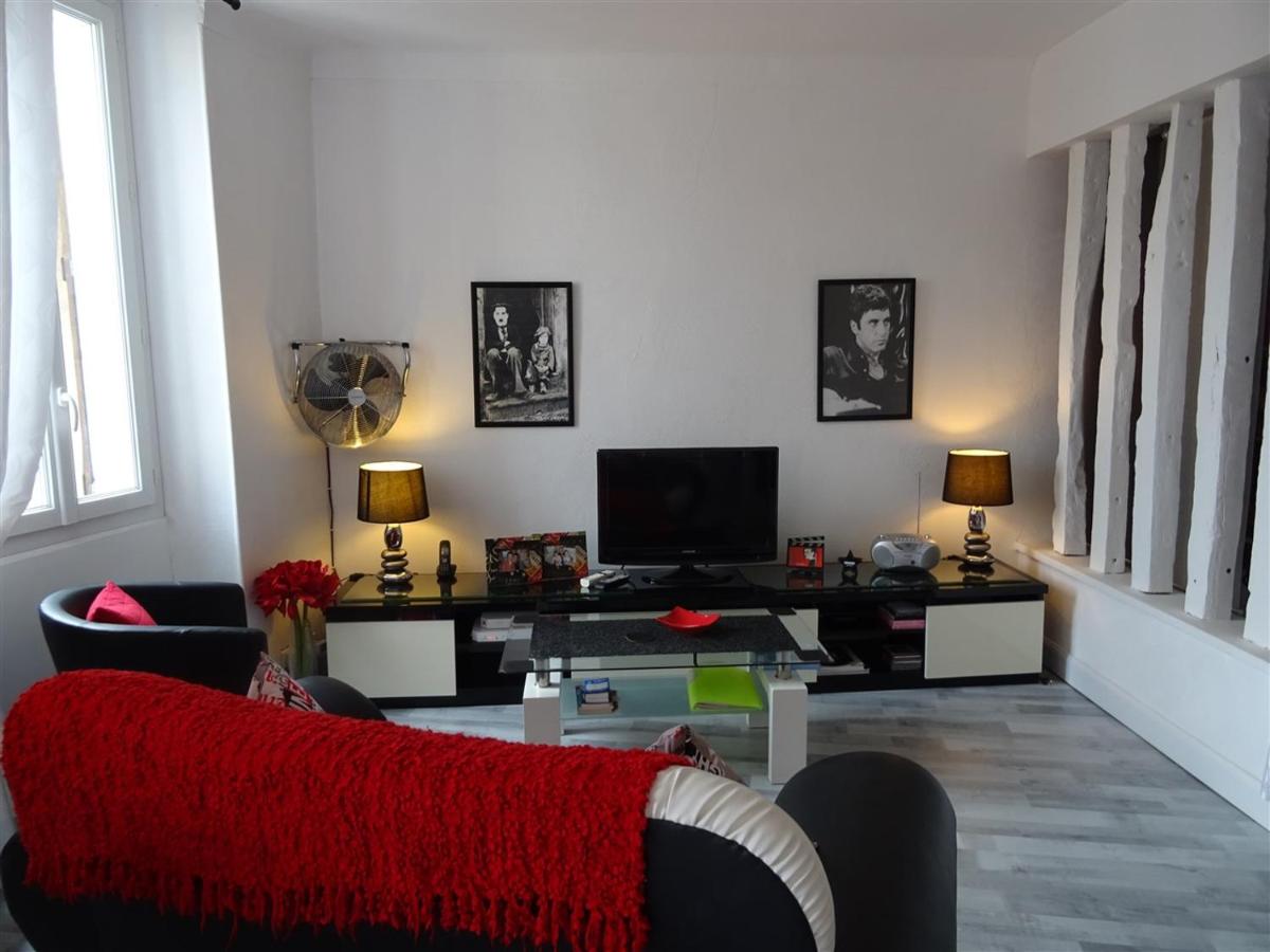 Apartment Rue St Antoine photo 2