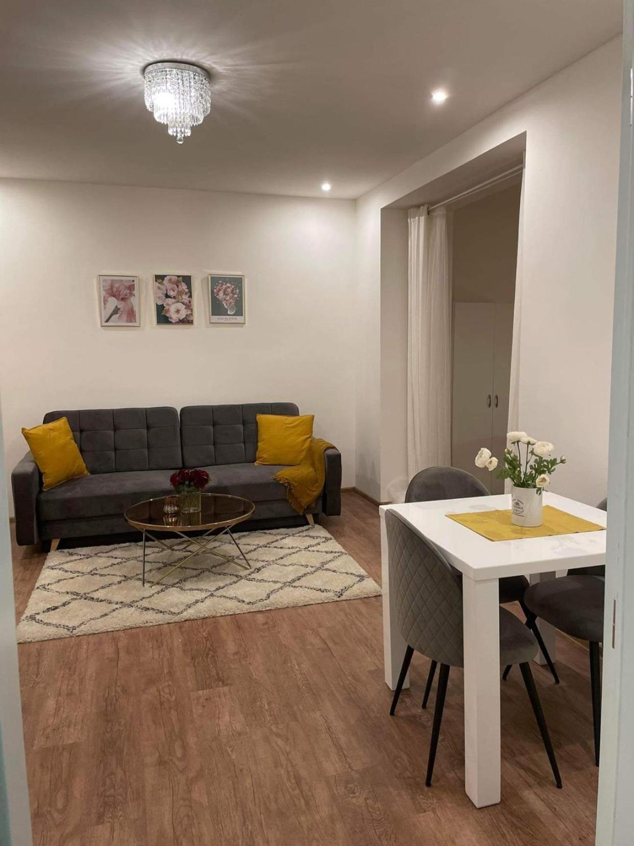 Nice and cozy apartment right at TV tower