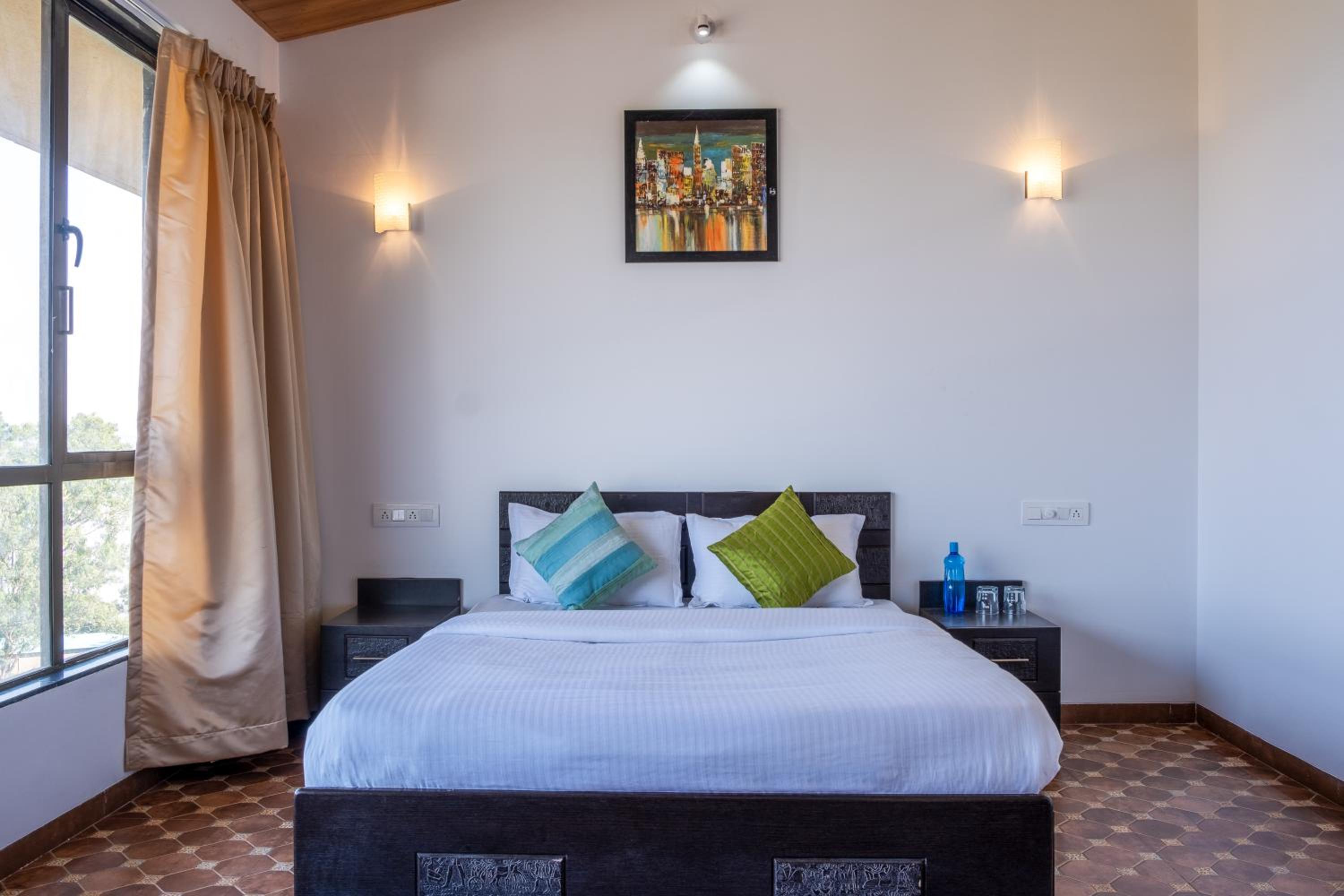 West Valley 3BHK Mahabaleshwar view 4