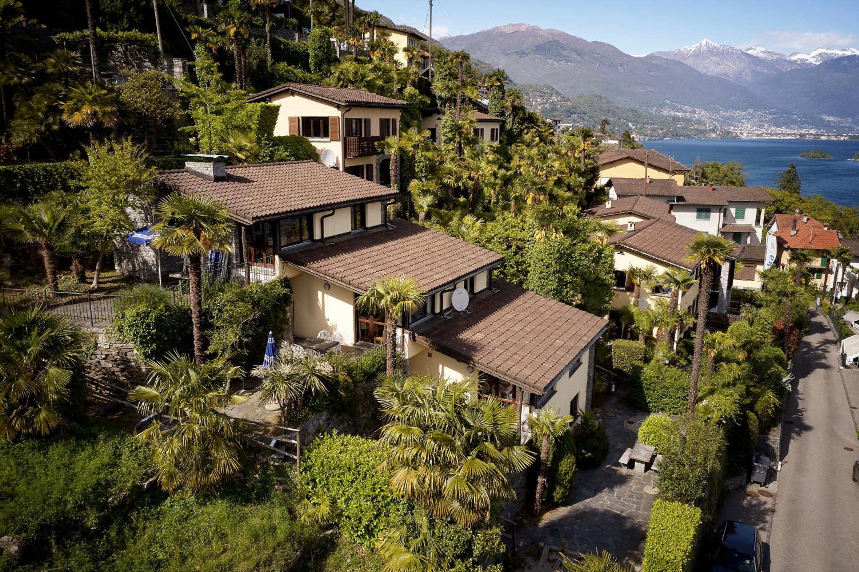 Reka-Ferienanlage Brissago view 2