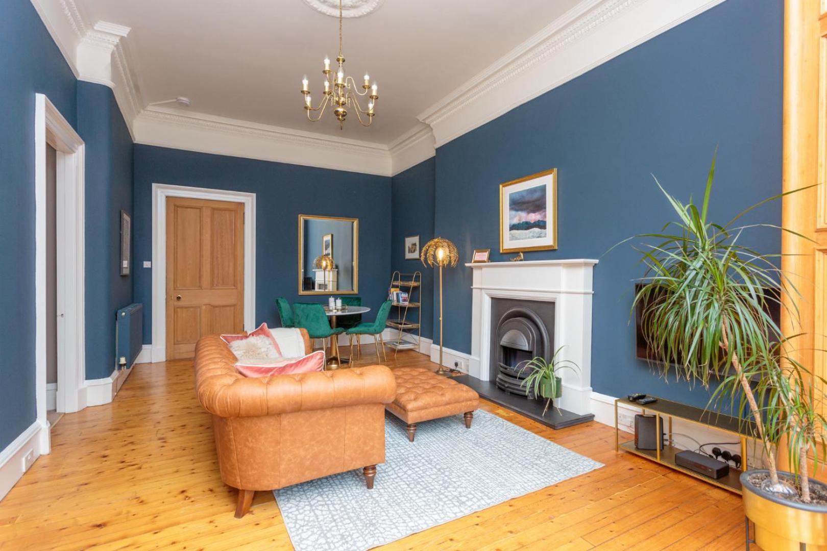 South Learmonth Gardens Apartment view 5