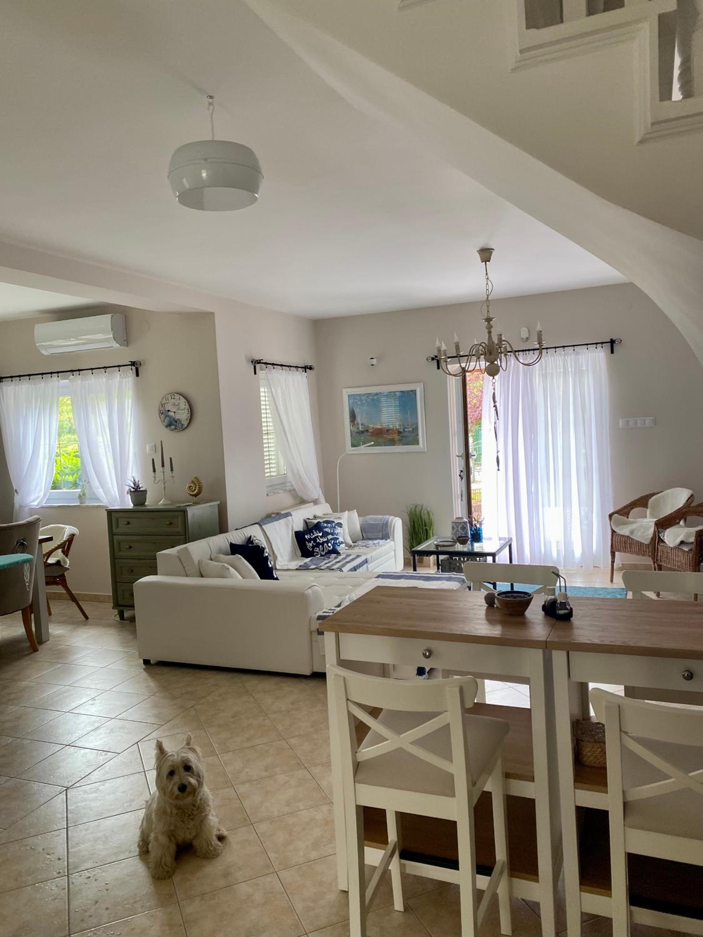 Villa Scamard view 4