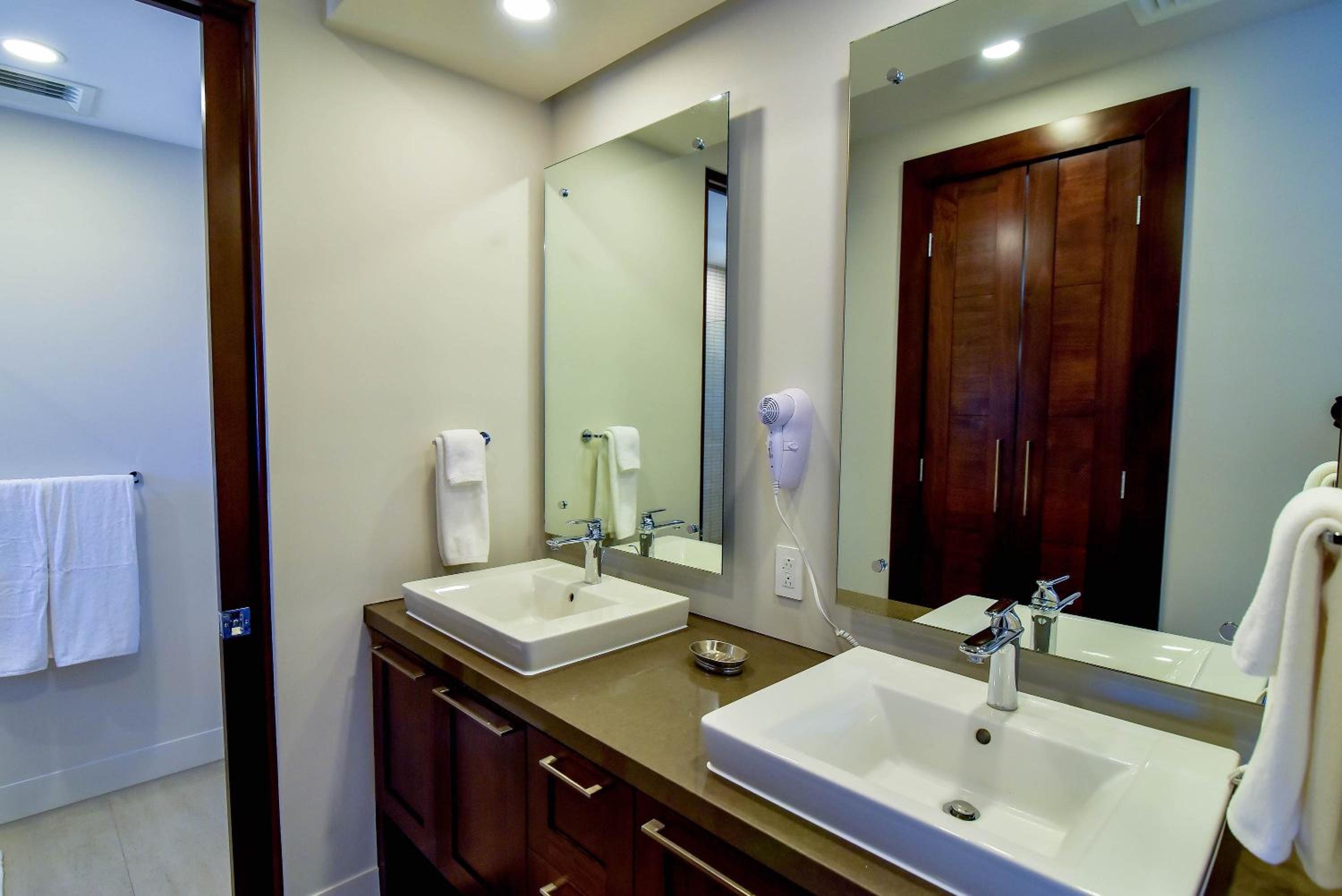 Miramar 5B 2 bdr Ocean View in Los Suenos