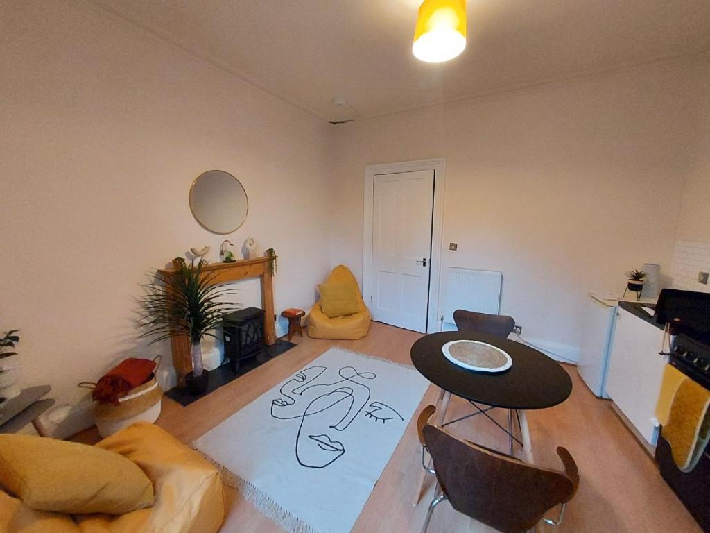 Allars Bank Apartment view 5
