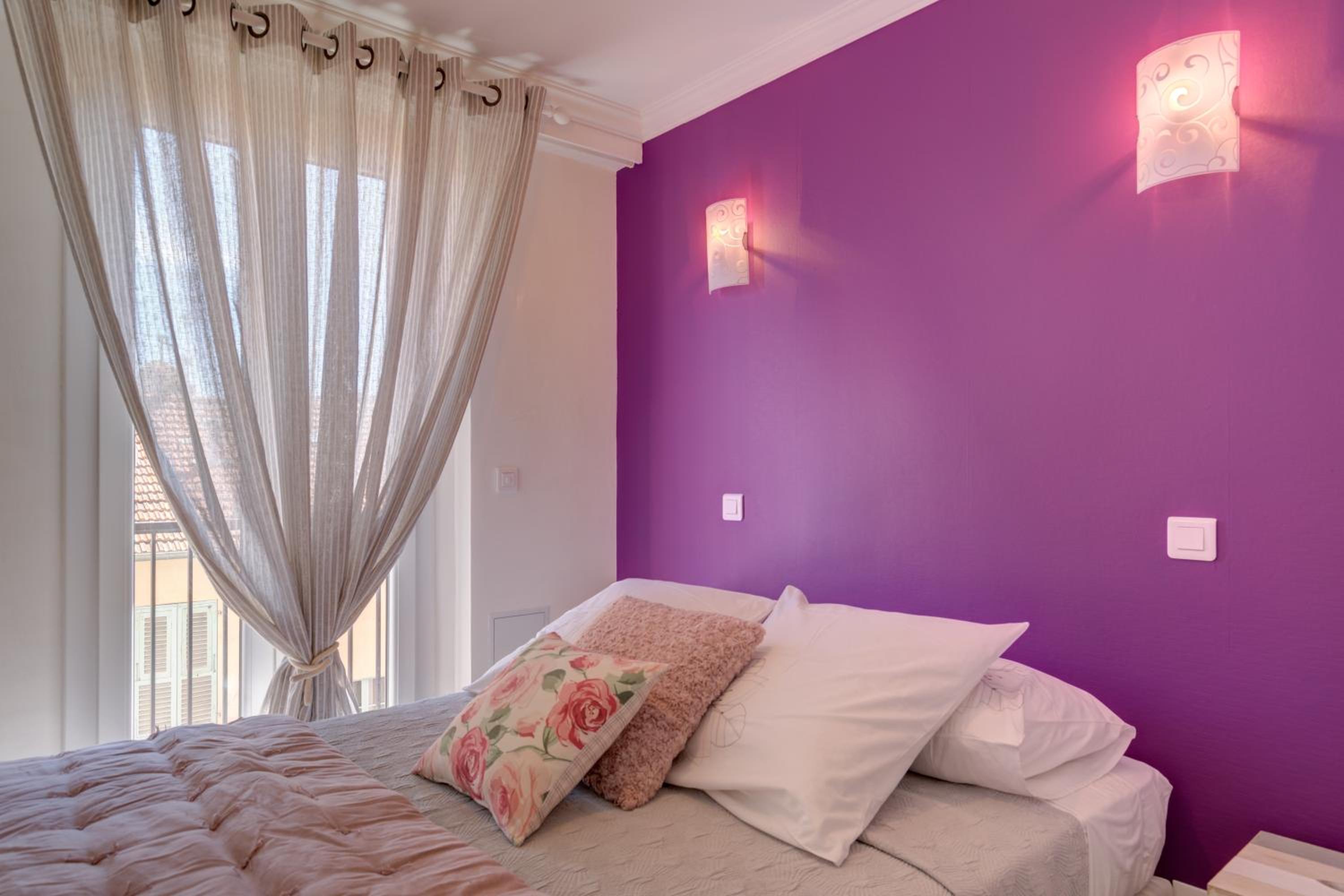 Friendly & designed apartment in the Golden square photo 3