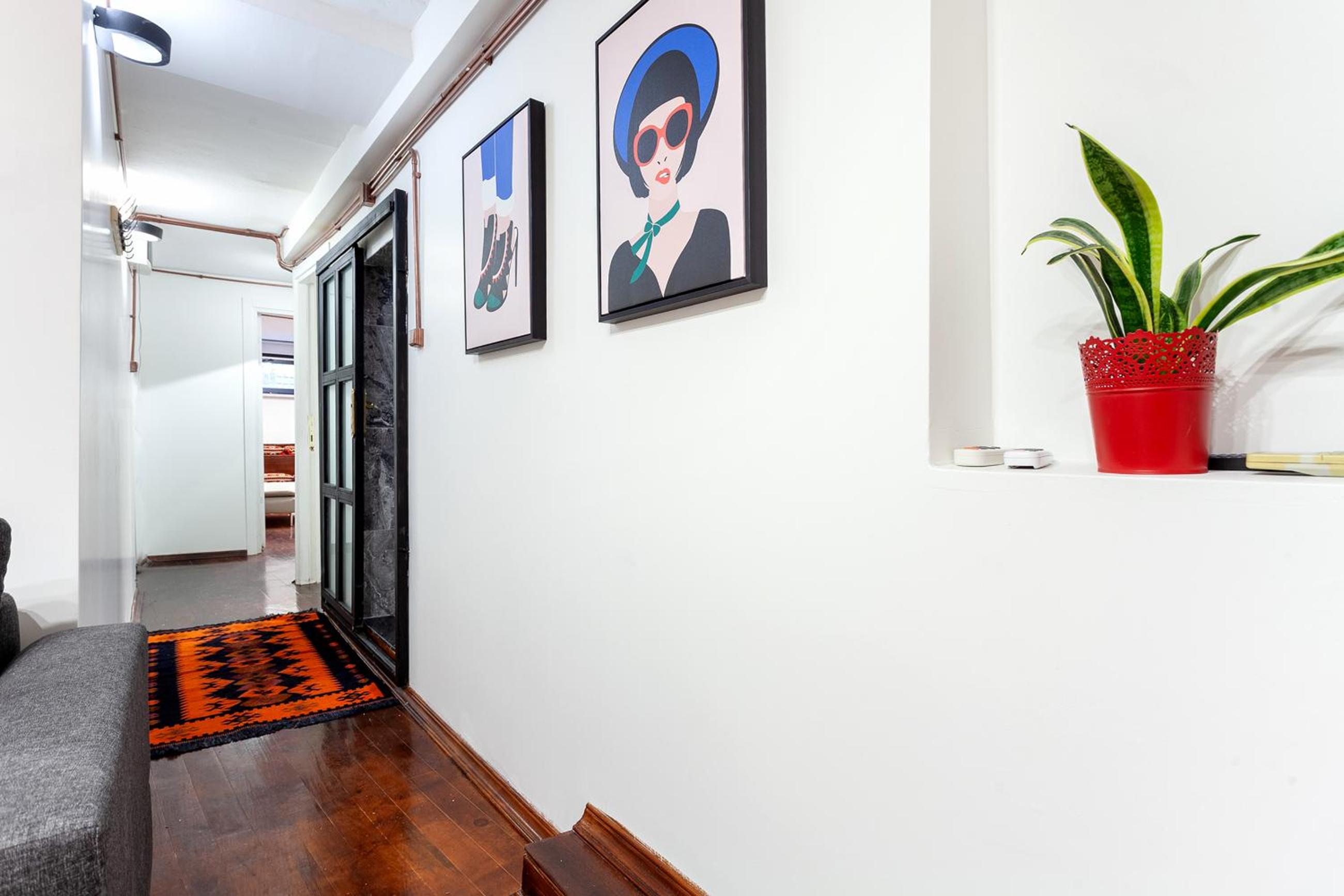 Origine RentalS Galata Tower
