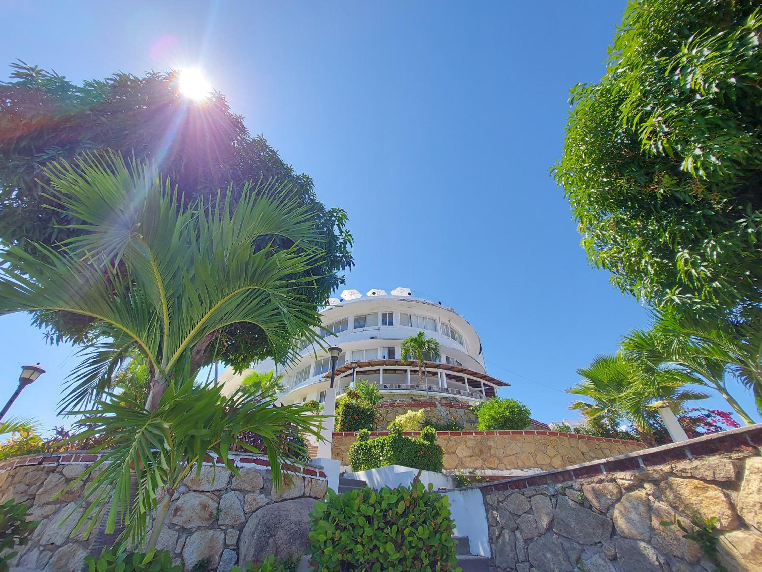 Casa Blanca Grand view 2