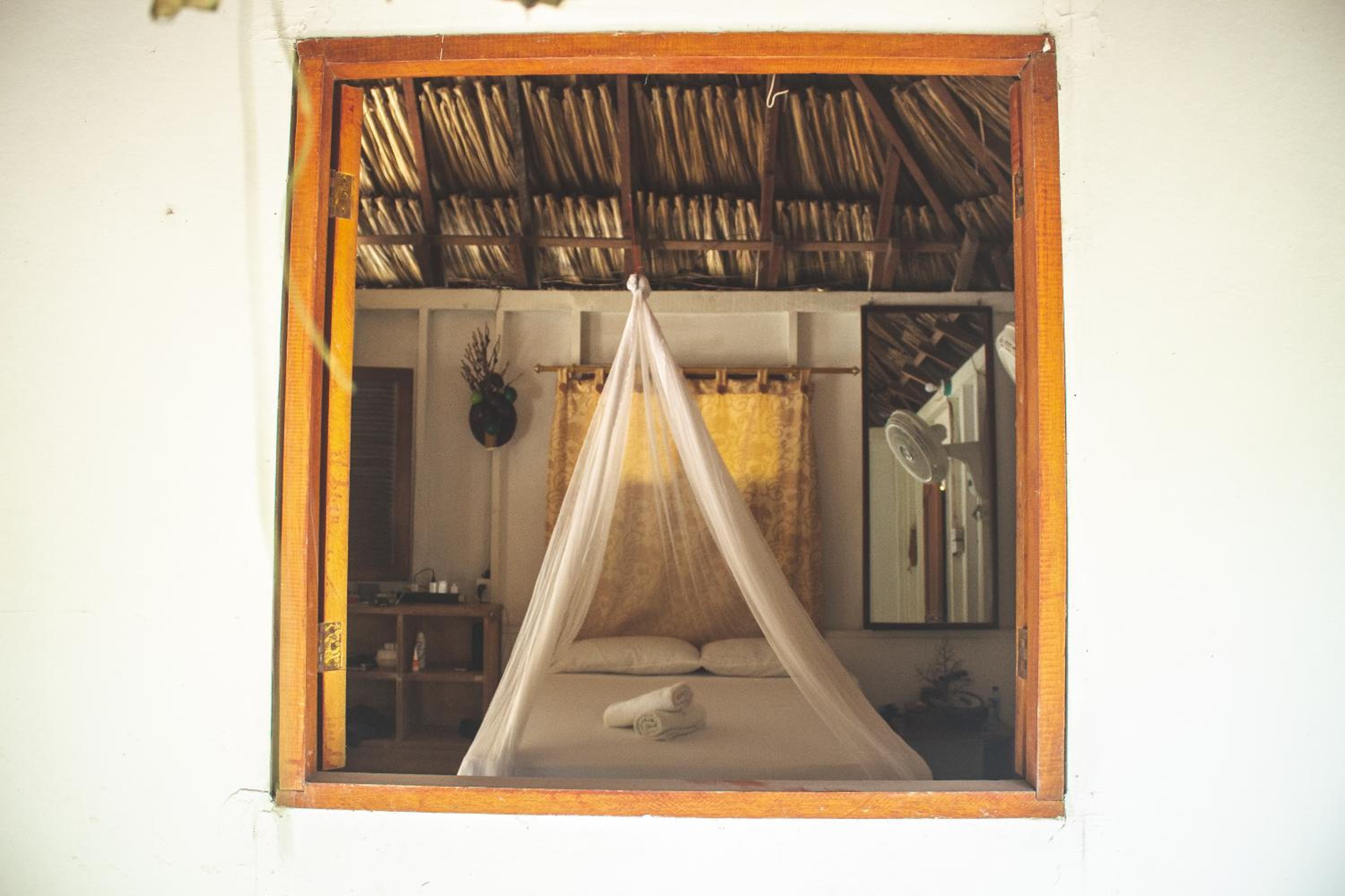 Isla Grande Eco-Hostal