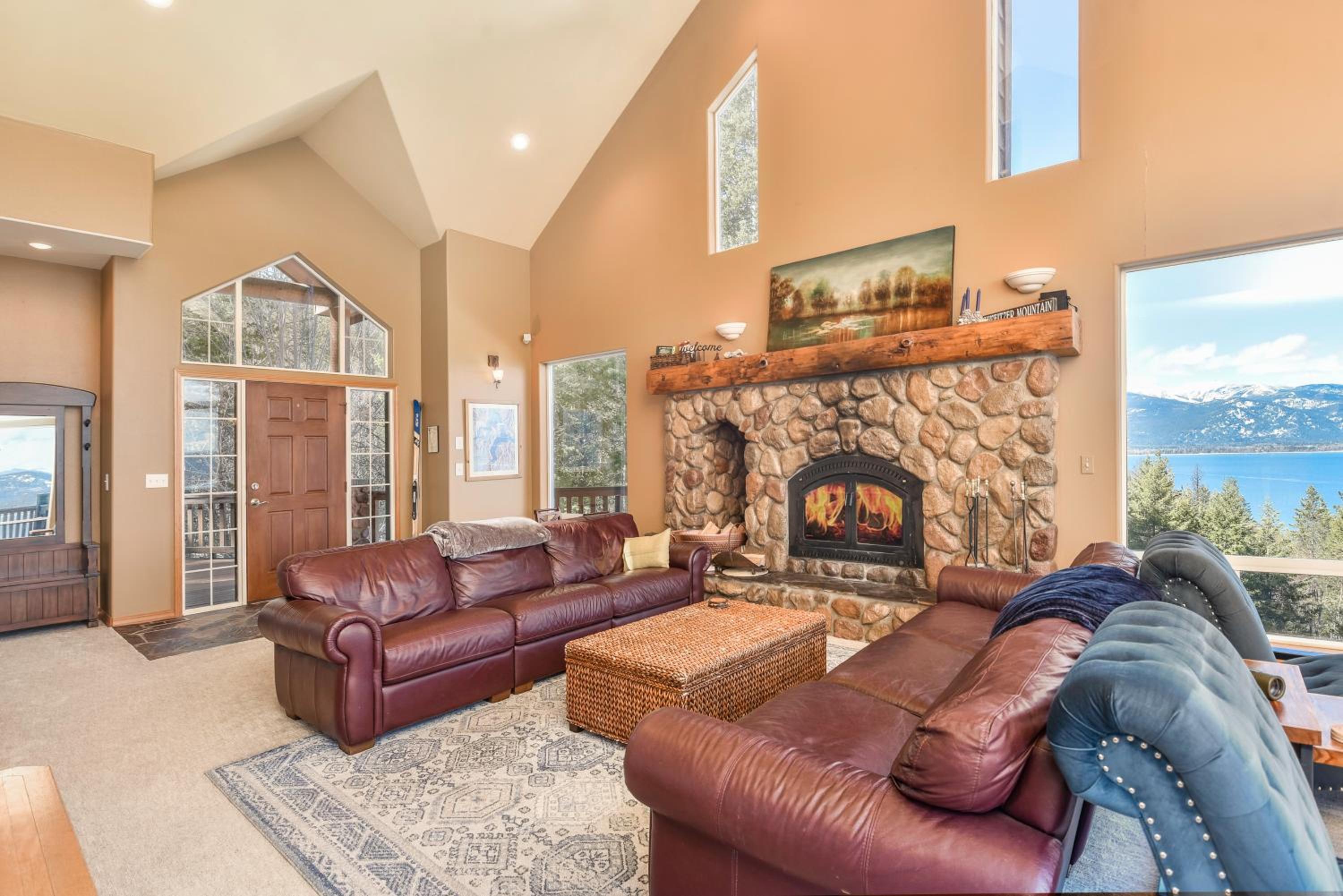 Moosewood Haven - Ideal Lakeside Retreat view 5