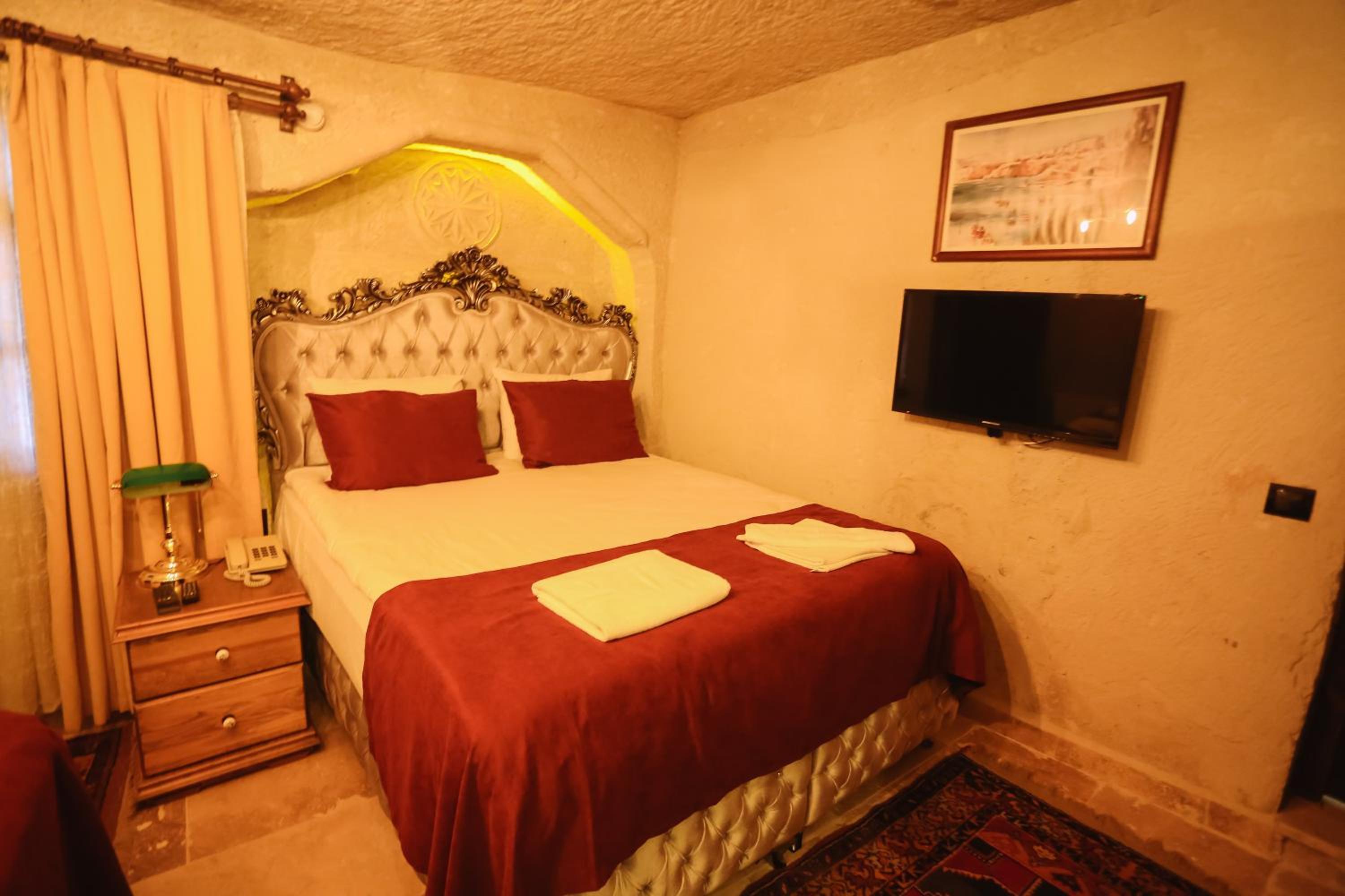 Sunset Cave - Image 44