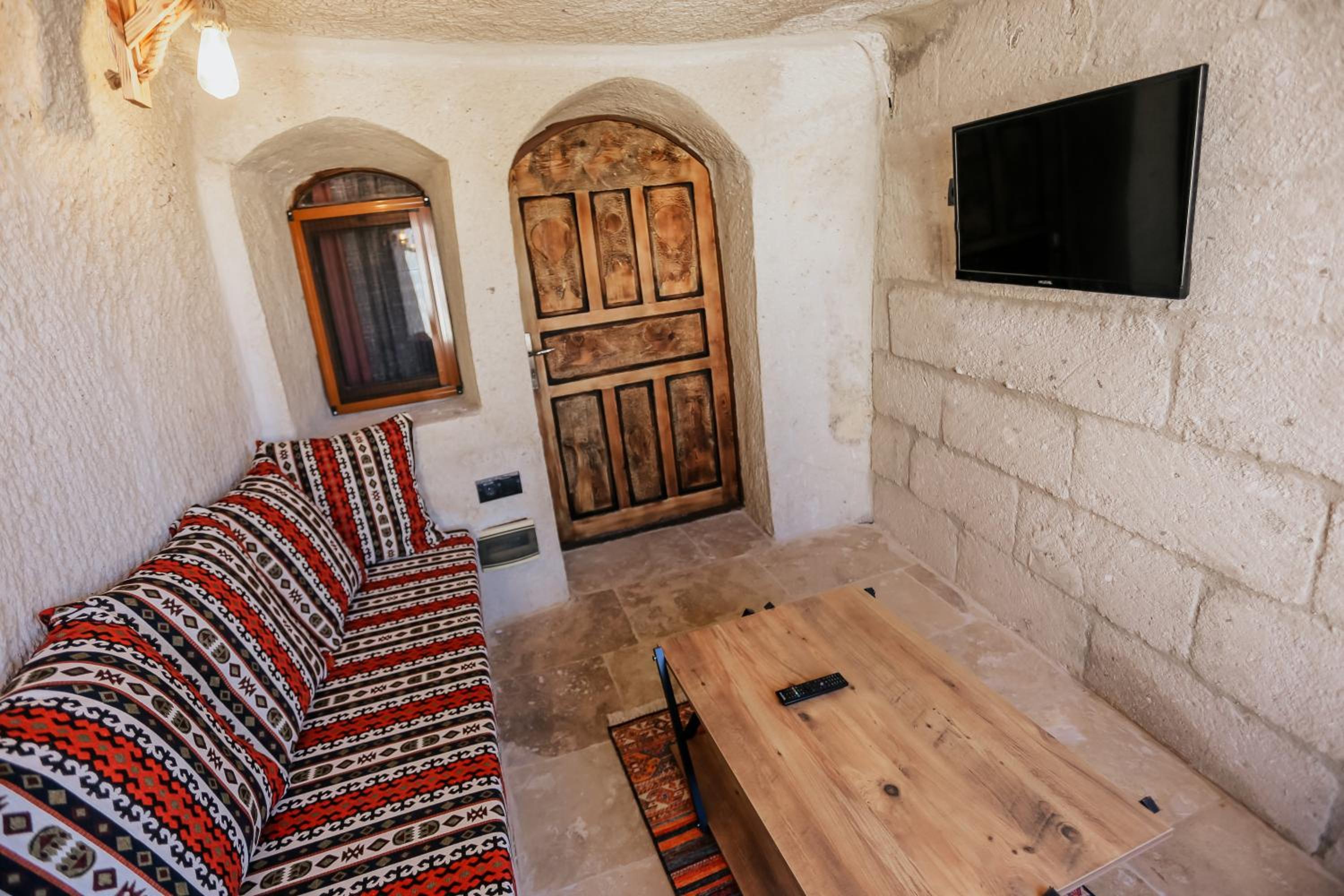 Sunset Cave - Image 39