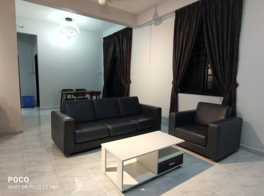 55 homestay 4-bedrooms guesthouse in Bukit Bakri Muar Johor photo 8