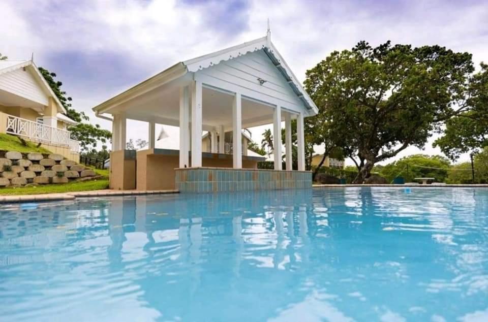 Caribbeans Estates 76/34