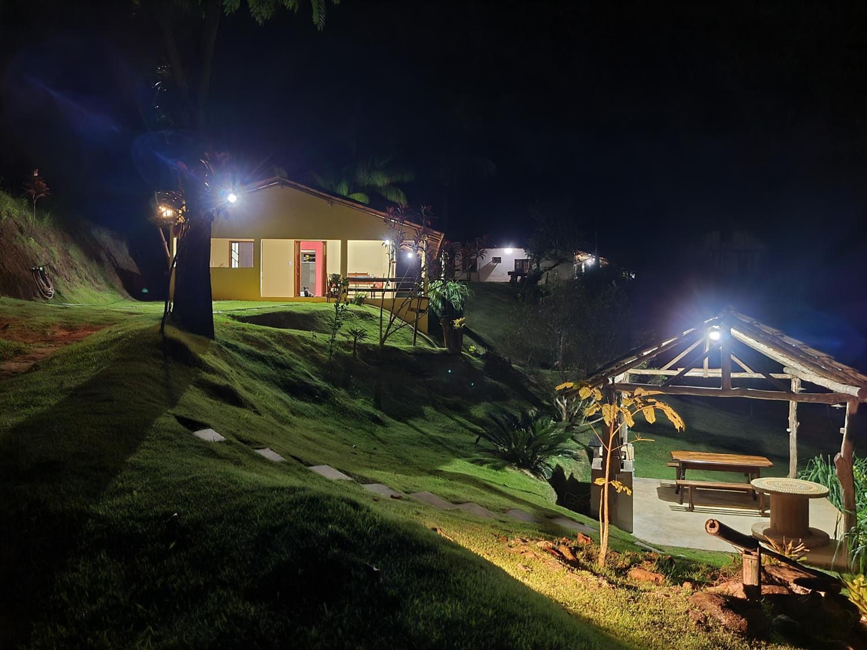 Espaço inteiro: Casa de campo nas montanhas