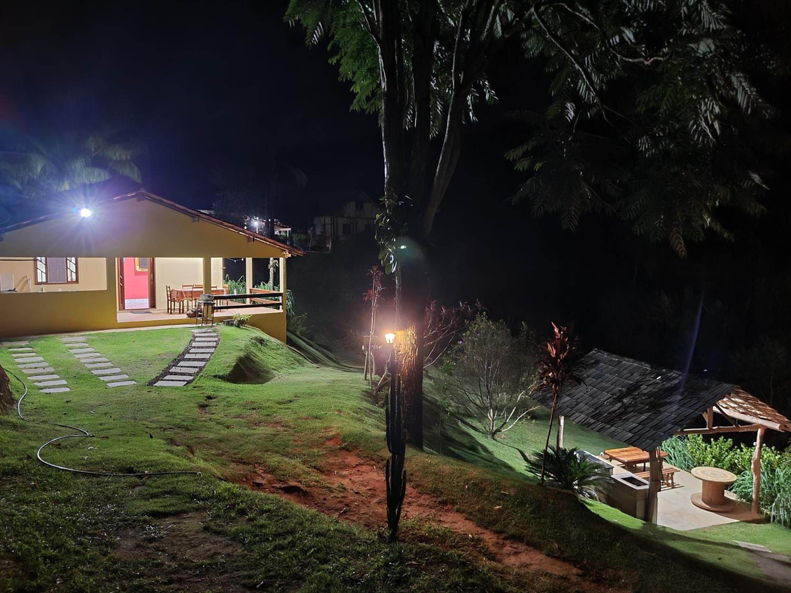Espaço inteiro: Casa de campo nas montanhas