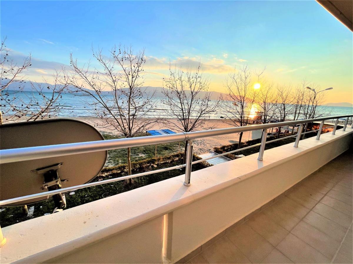 Seaview apartment photo 1