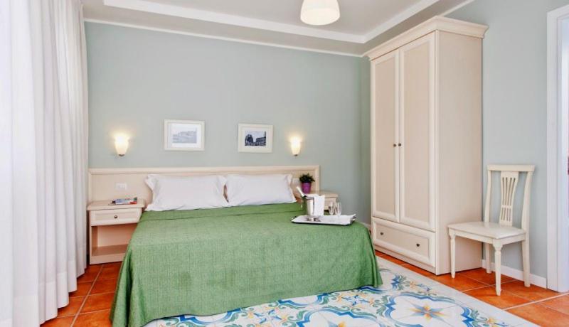 Medea Beach Resort - Cultural Stay near Amalfi Coast & Paestum