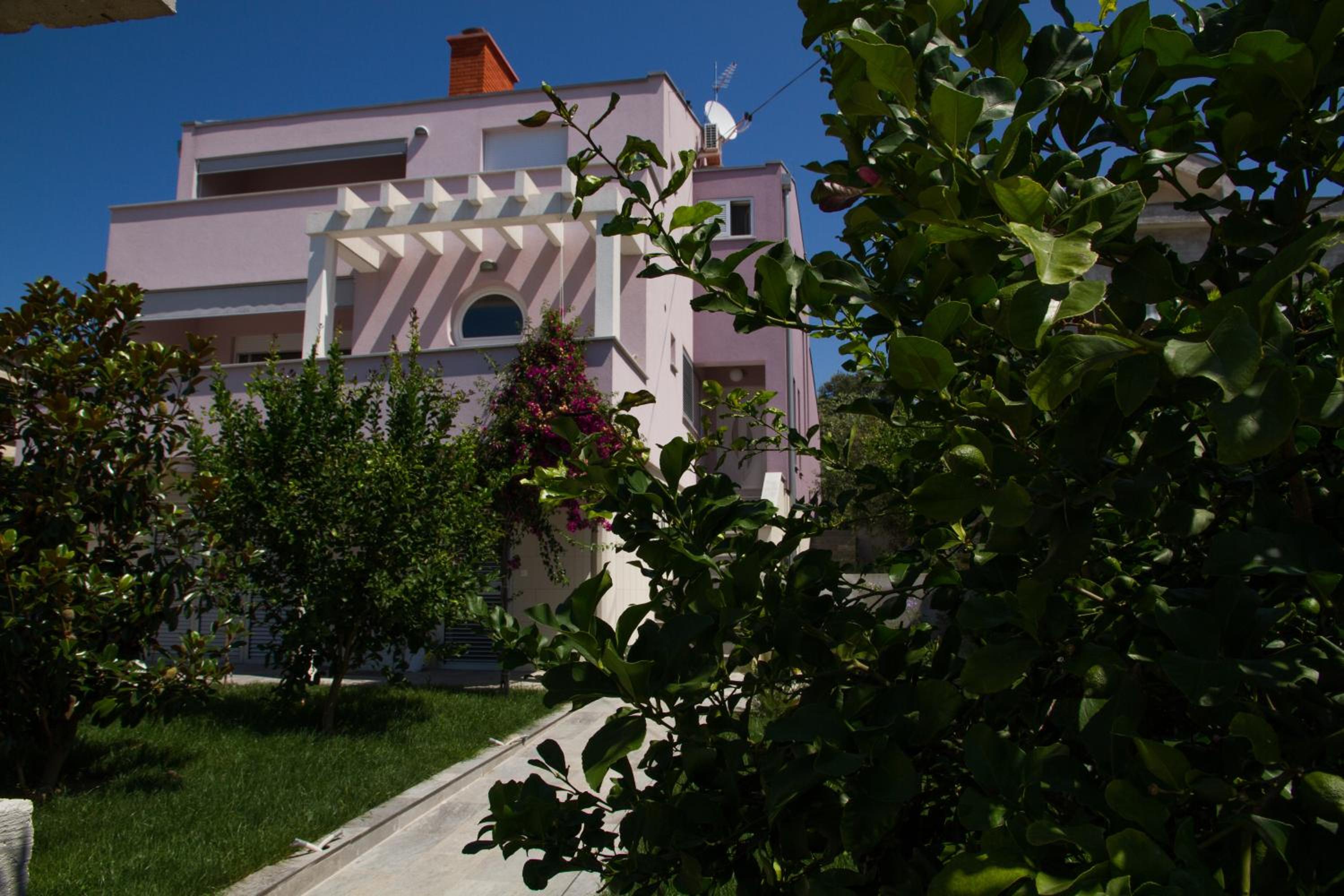 Photo 26