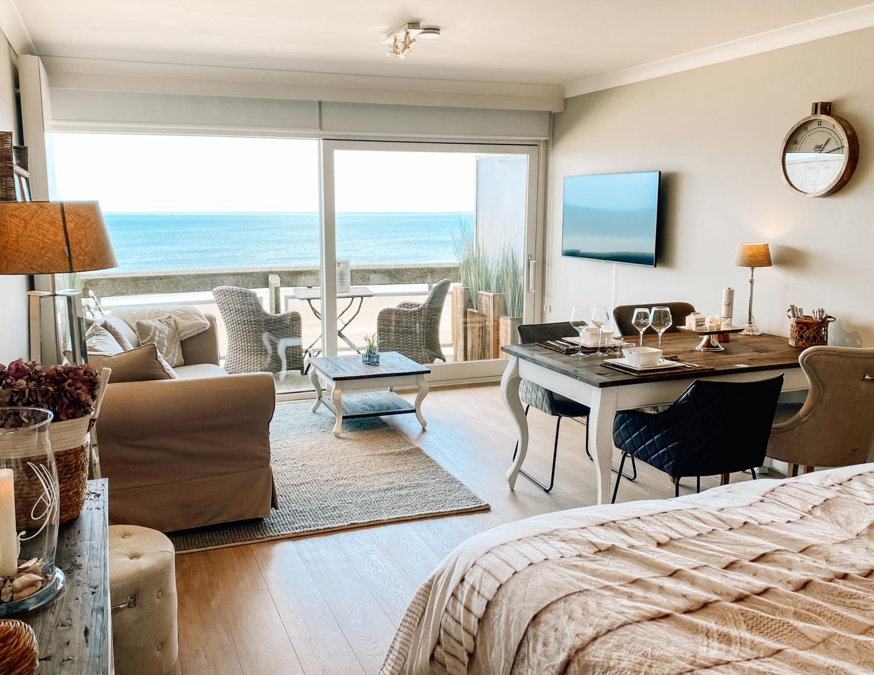 la MERéMOI - Studio Oostende with balcony and sea vie view 2