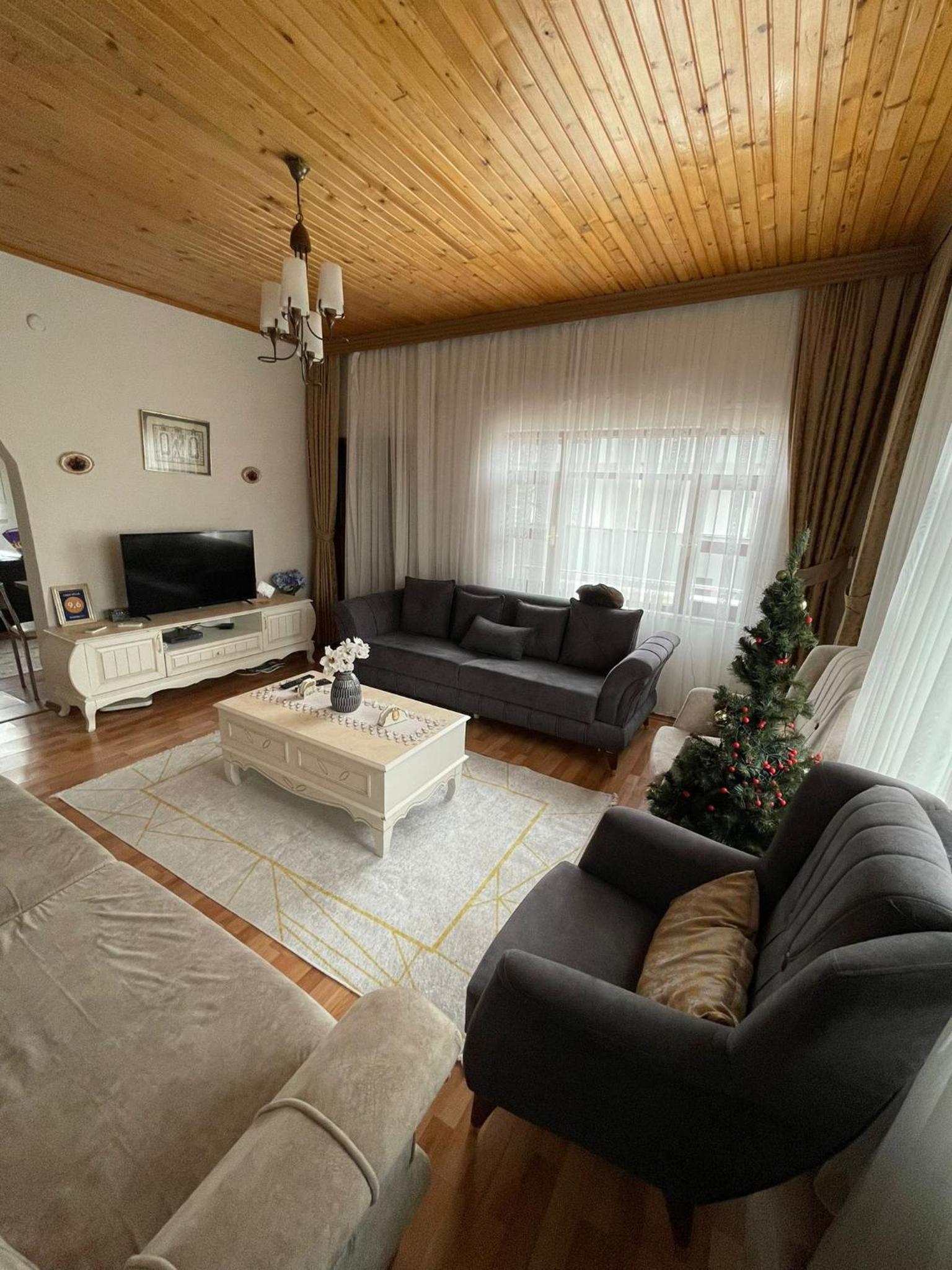 Eren Villa