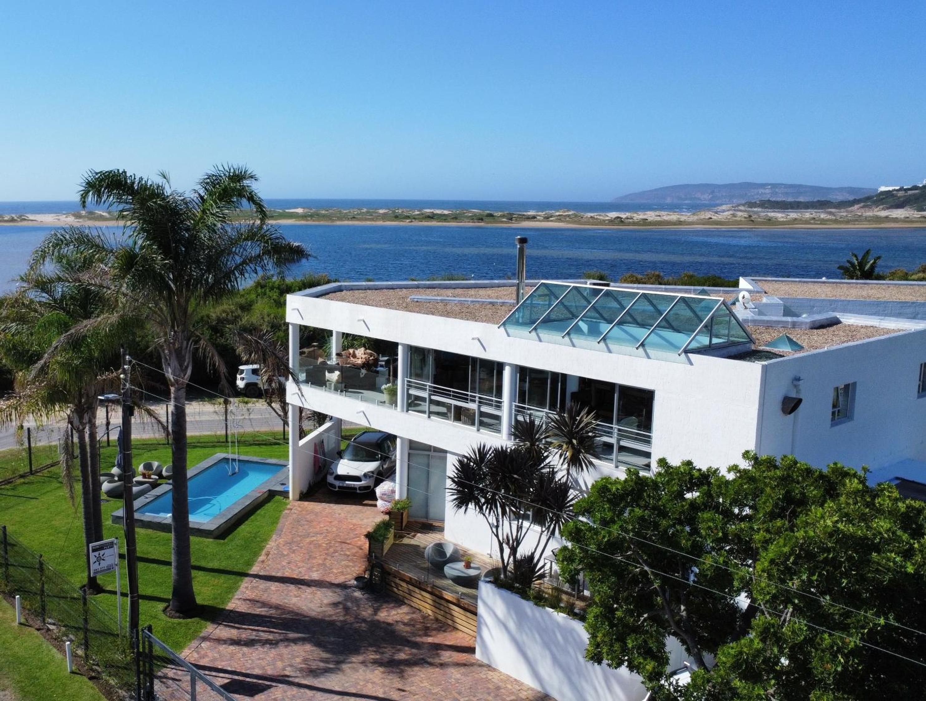 Sunshowers Plett