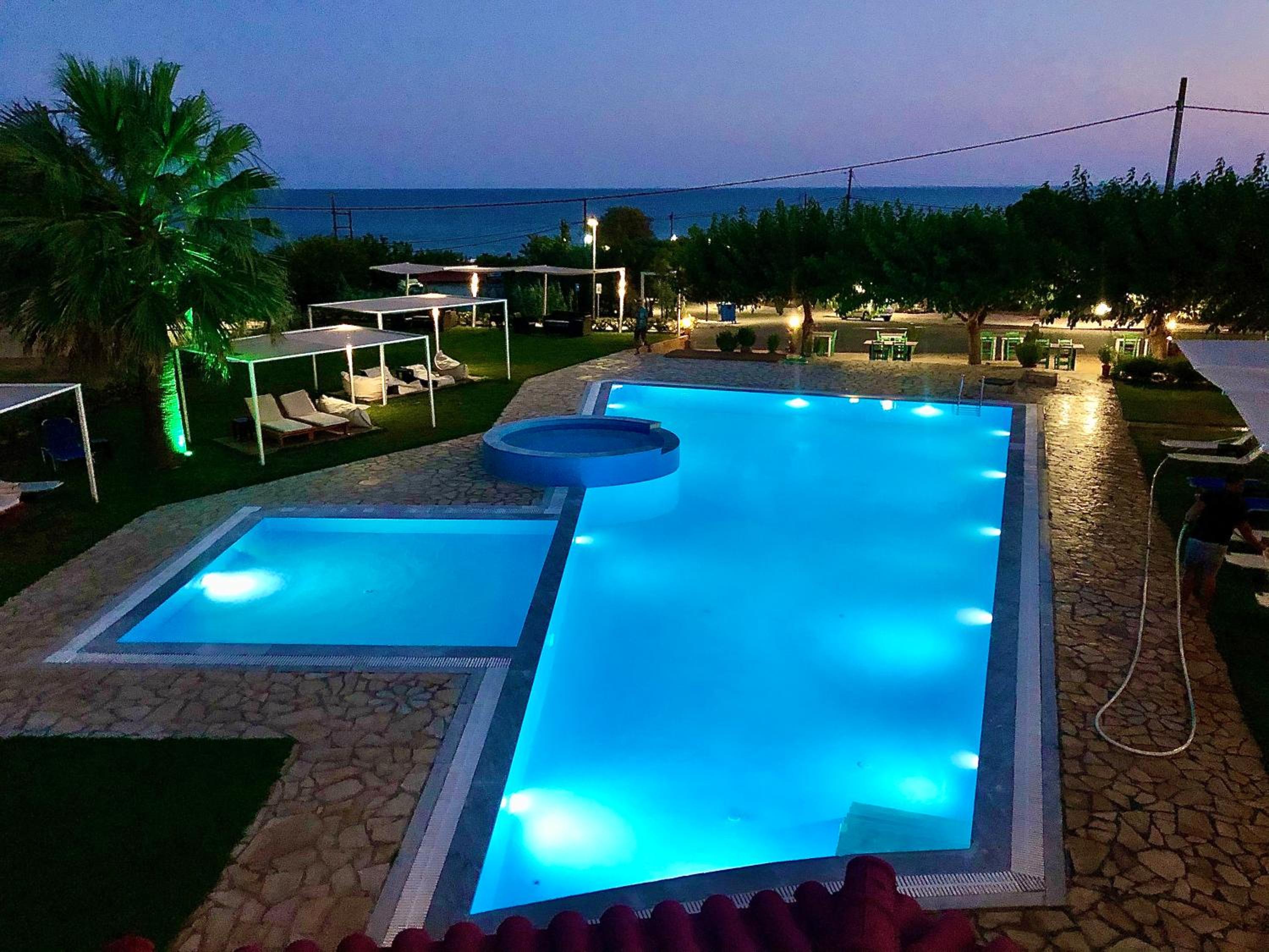 swimming pool