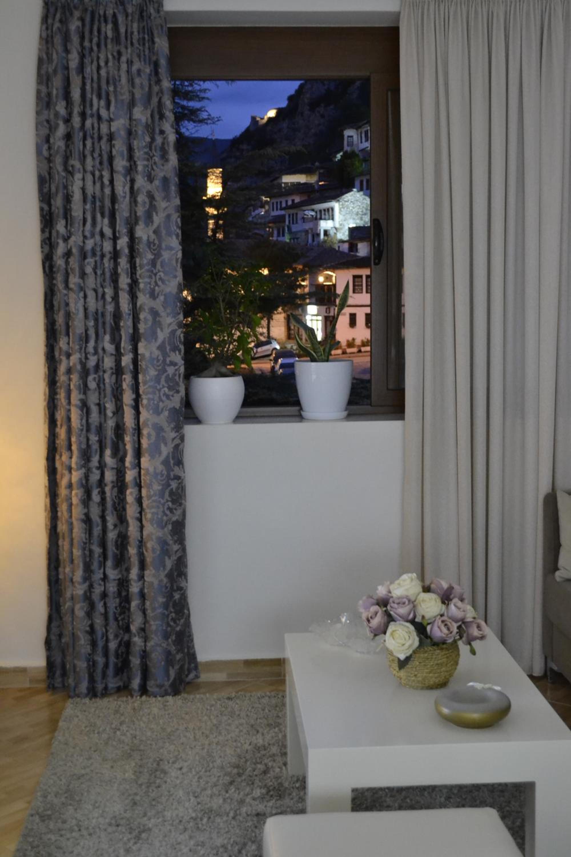 Aria Apartment